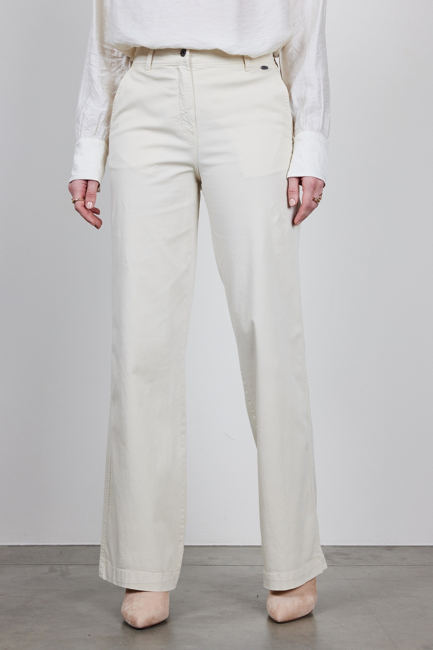 WIDE LEG PANTS ROYCE IN LIGHT SILVER 4