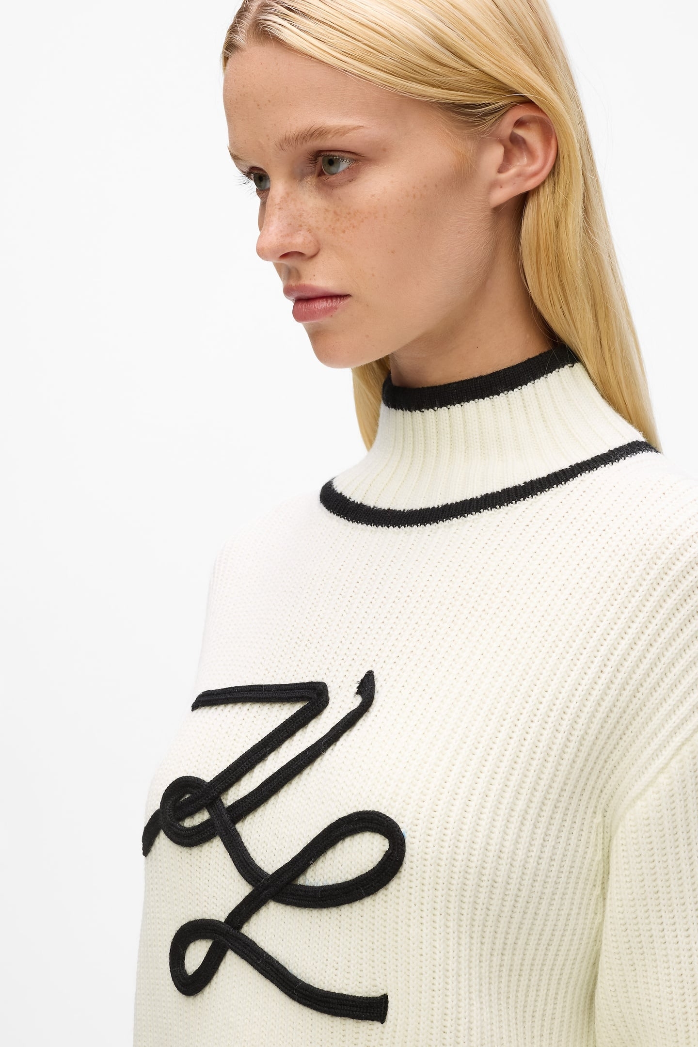 WHITE SOUTACHE AUTOGRAPH KNIT 6