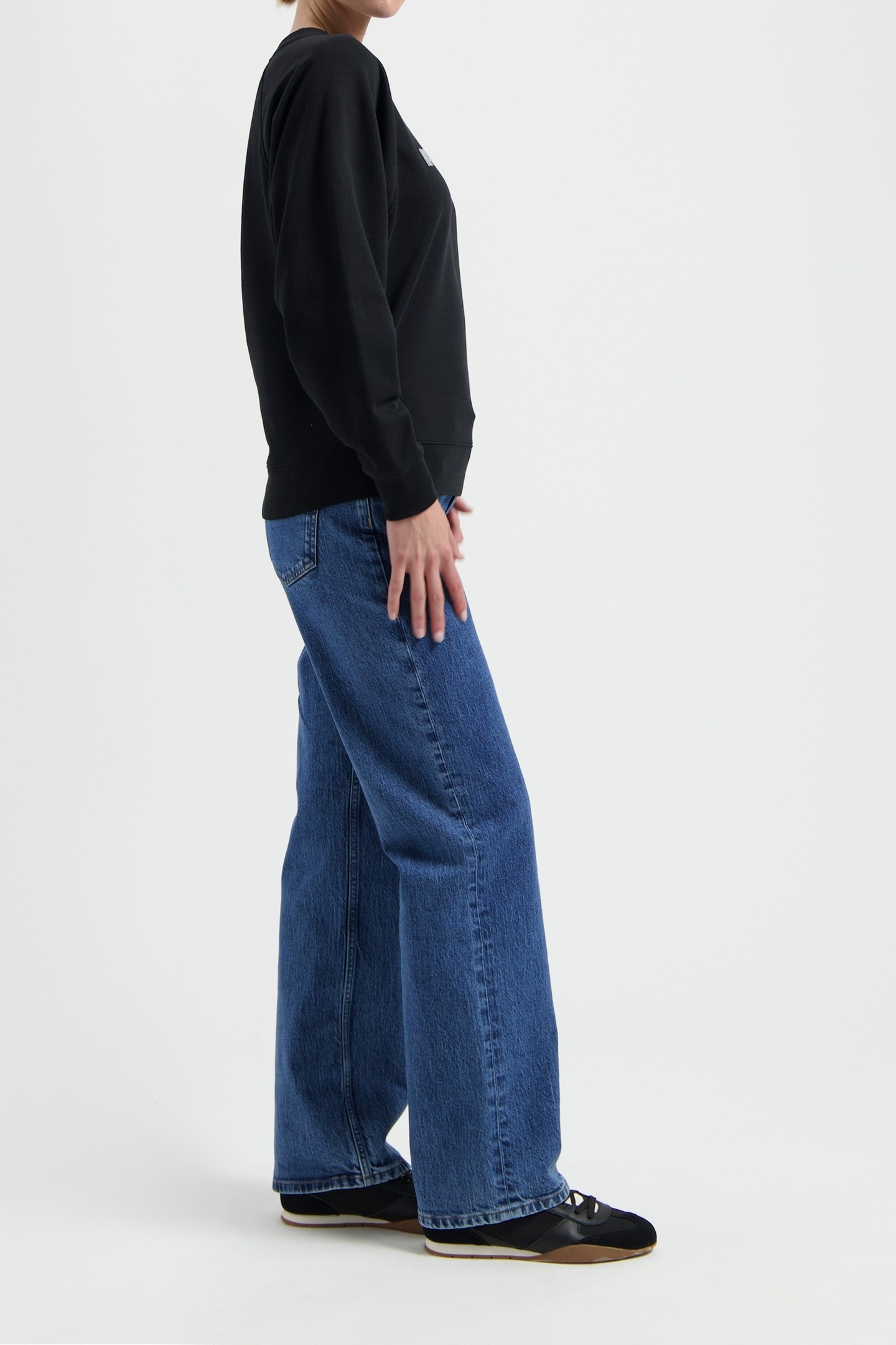 CLARA SWEATSHIRT BLACK 5