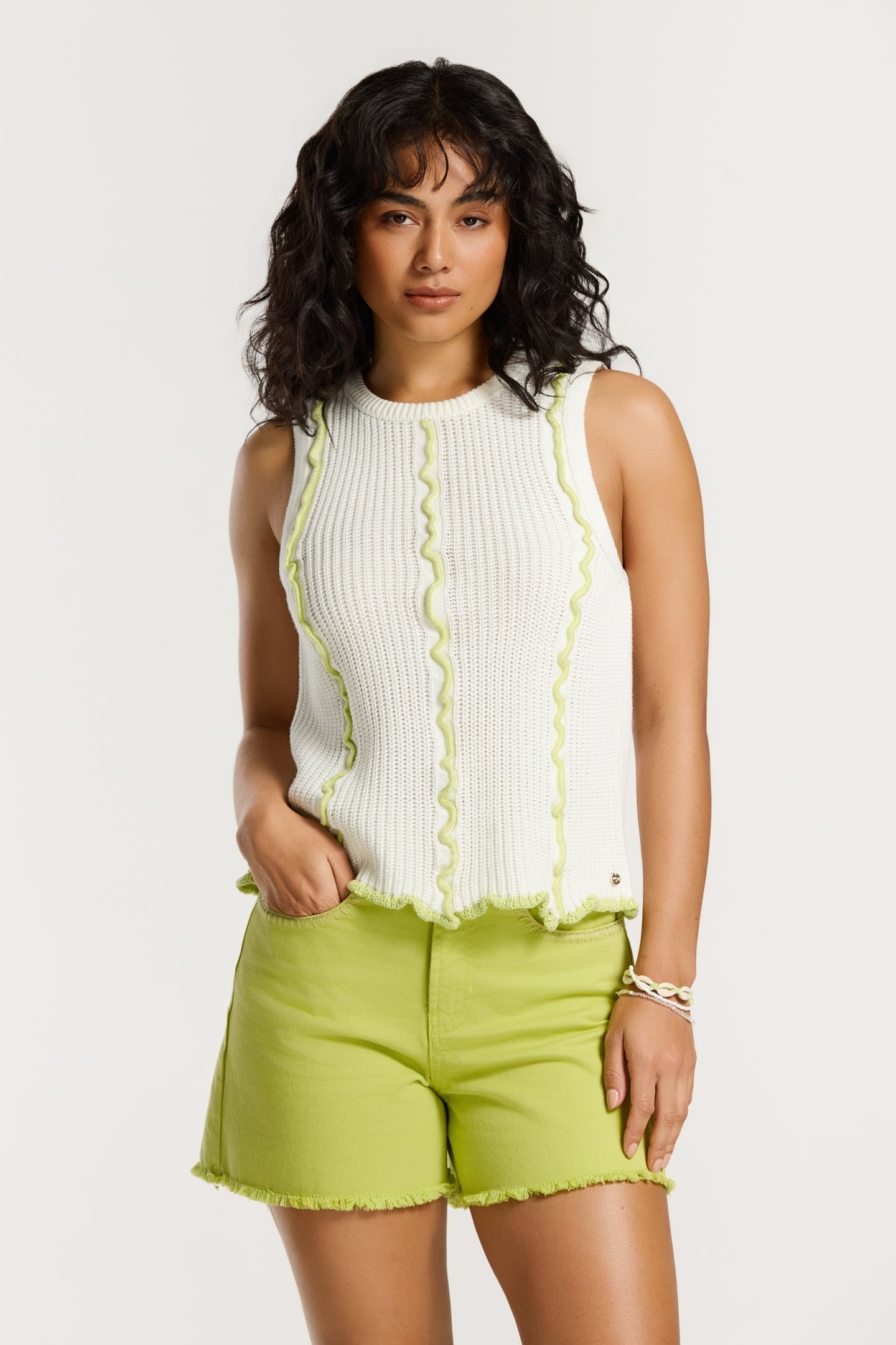 CARLA SHORTS GREEN PISTACHE 6