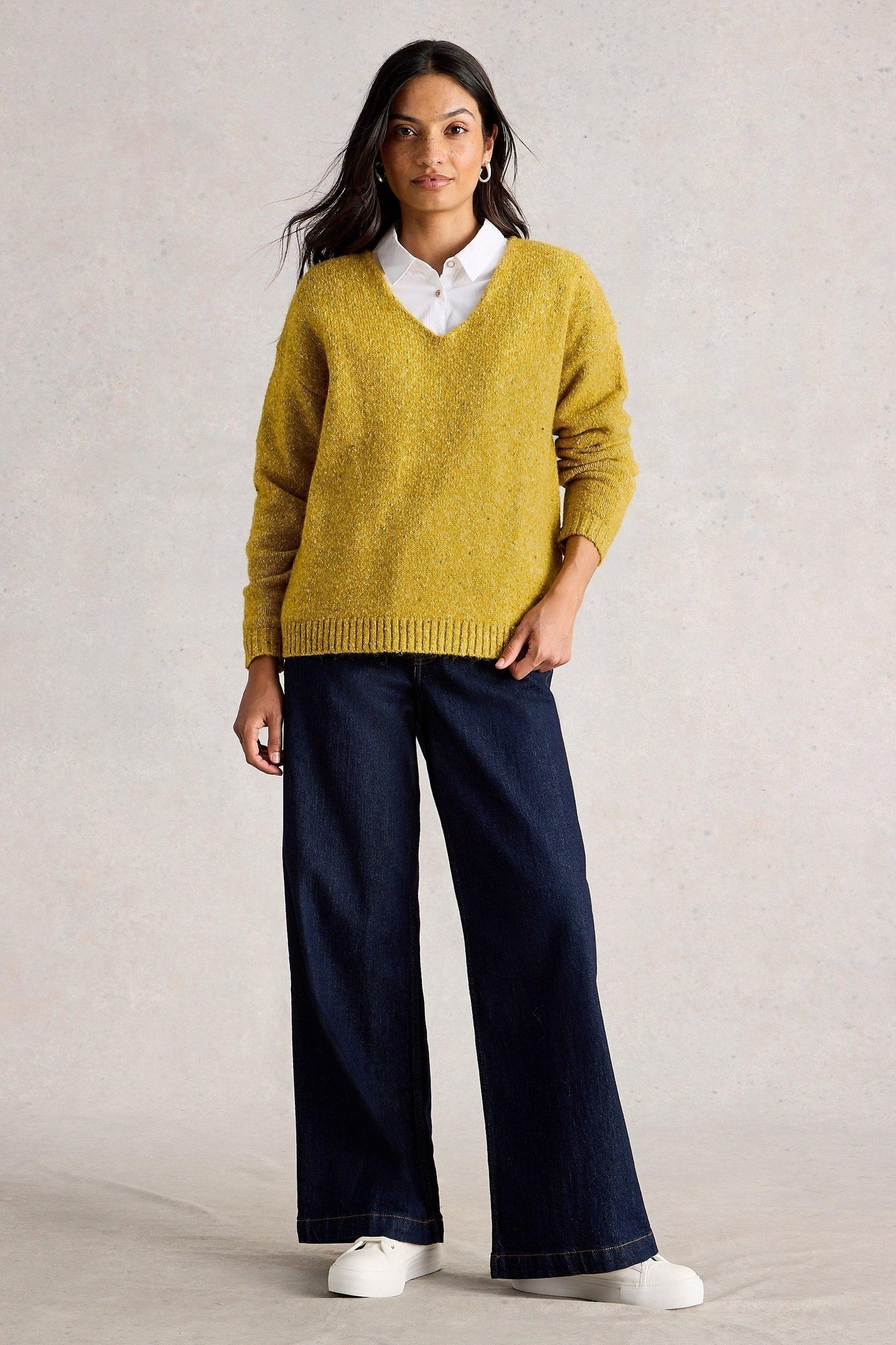 TEXTURED V NECK JUMPER MID CHARTREUSE 1