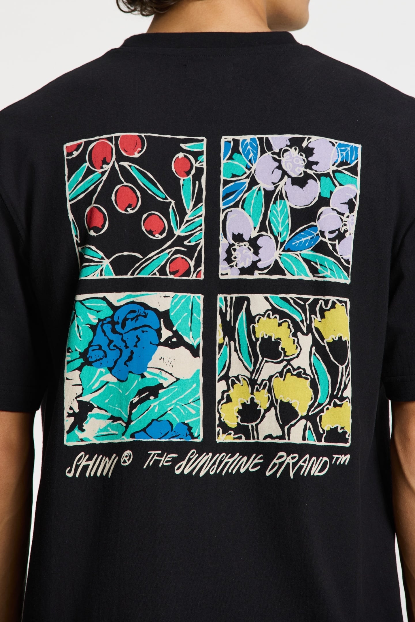 FINN RELAXED T-SHIRT SKETCHED FLOWERS BLACK 4