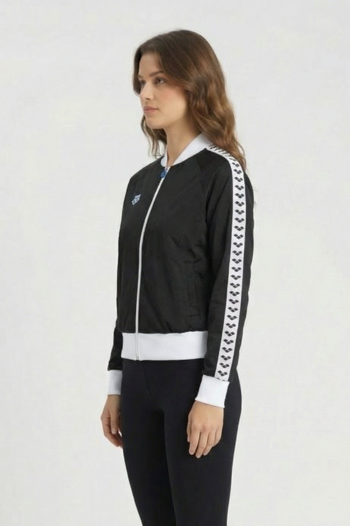W RELAX IV TEAM JACKET BLACK-WHITE-BLACK 3