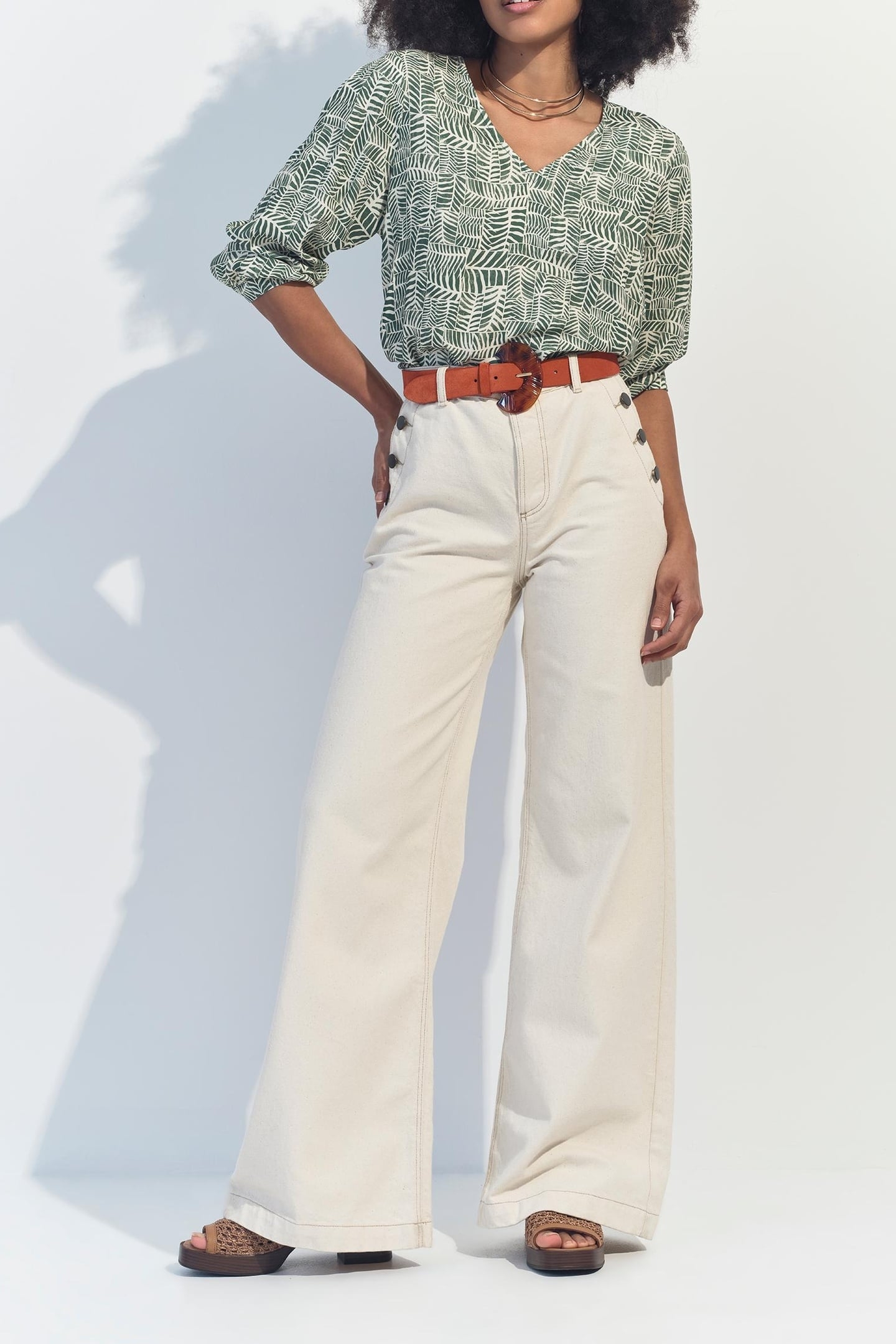 CASSIA - GREEN BLOUSE WITH TROPICAL CHIC PRINT 2