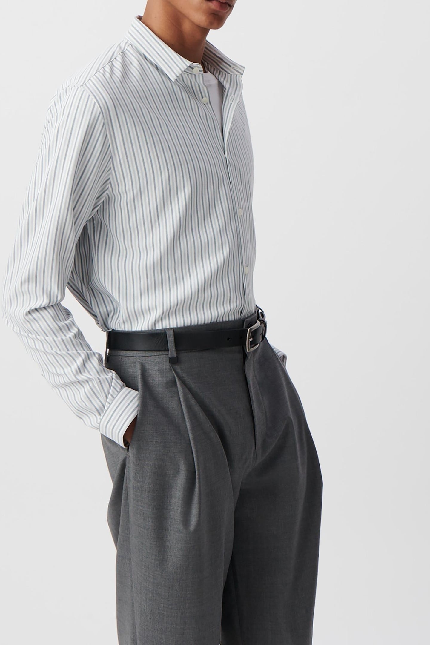 WHITE SEAWOOL® REGULAR SHIRT WITH NAVY STRIPES 2