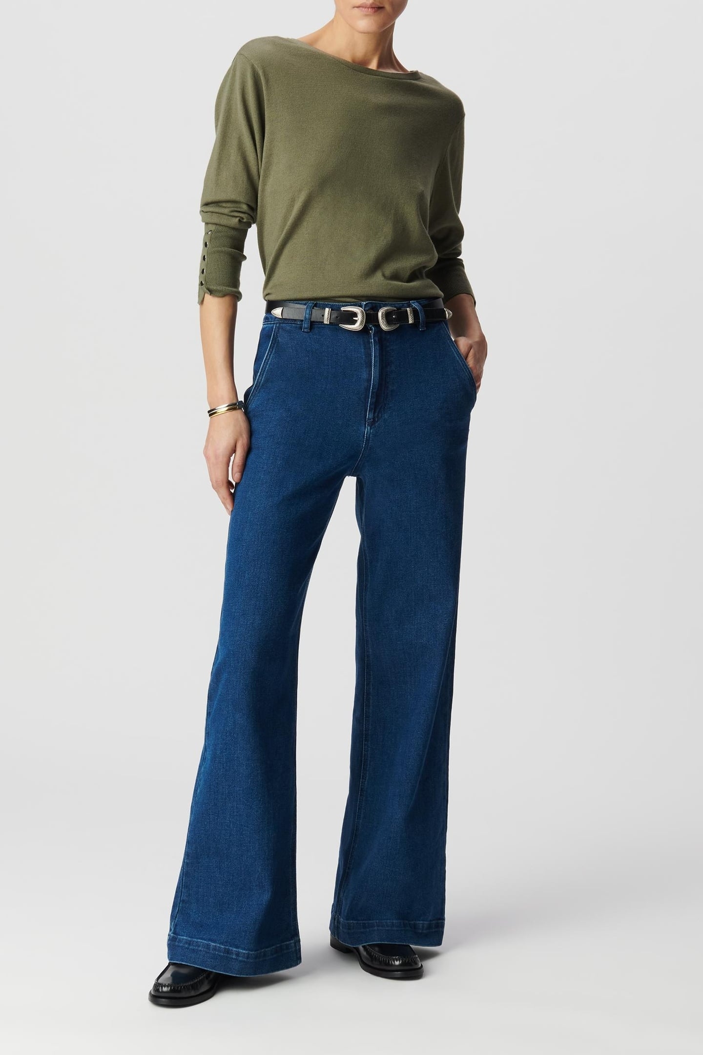 KHAKI REVERSIBLE FRONT/BACK CARDIGAN 1