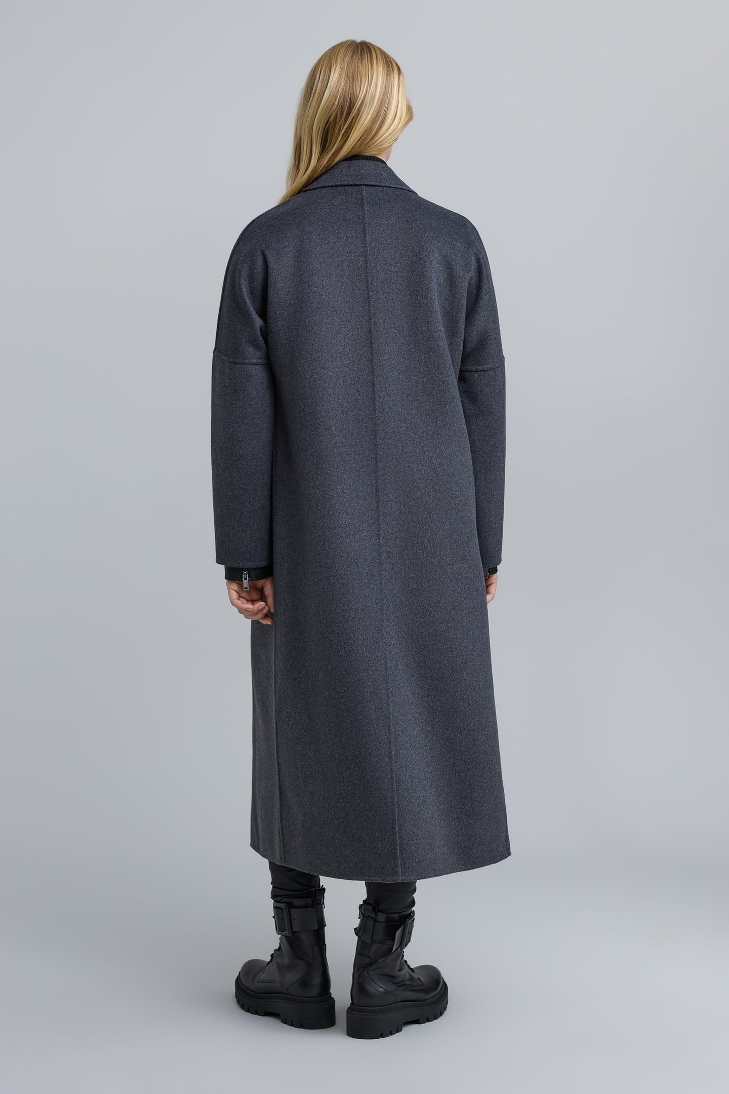 LONG GREY DOUBLE-BREASTED COAT 3