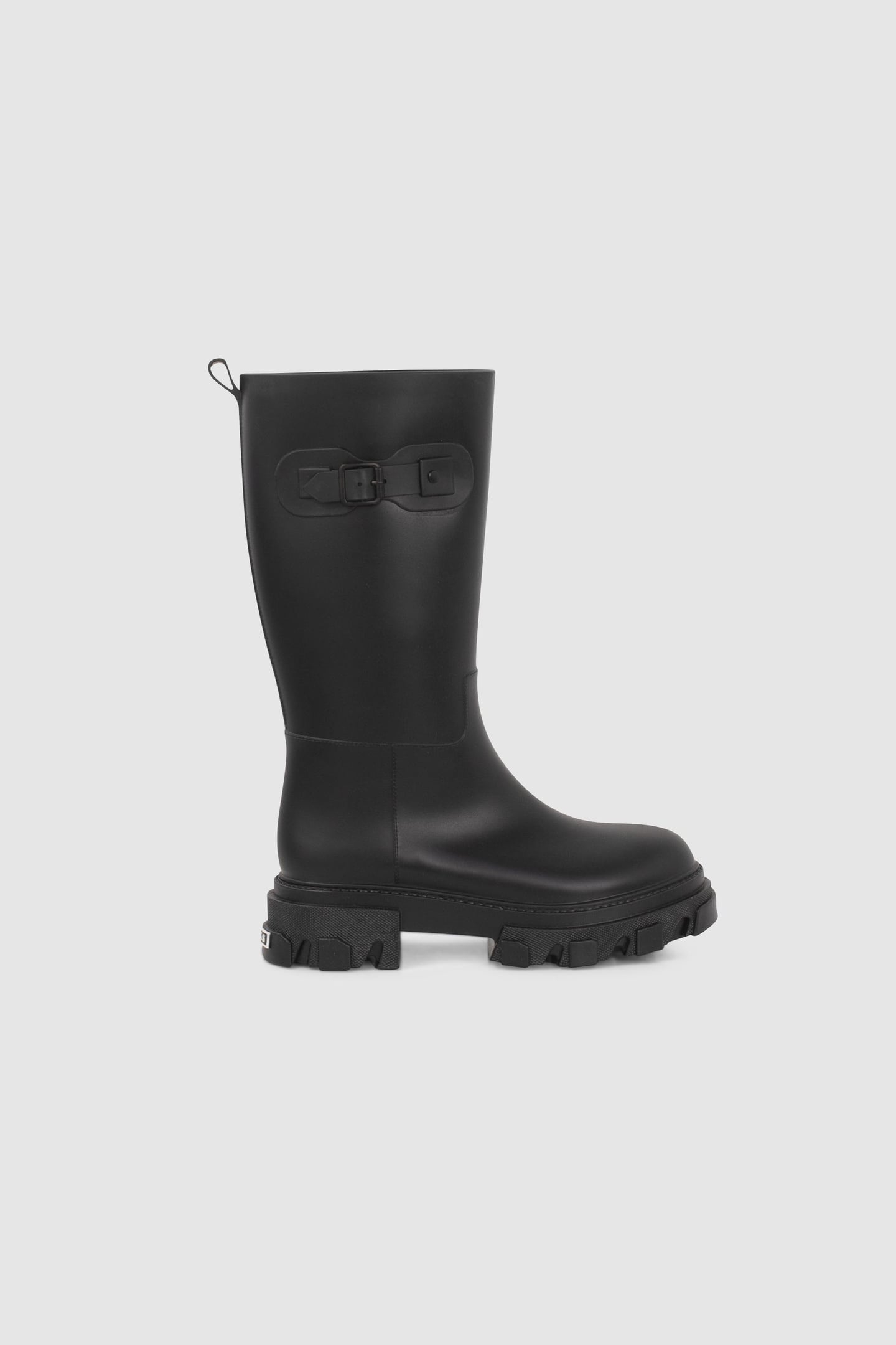 BLACK RAIN BOOTS WITH LUGGED SOLES 1
