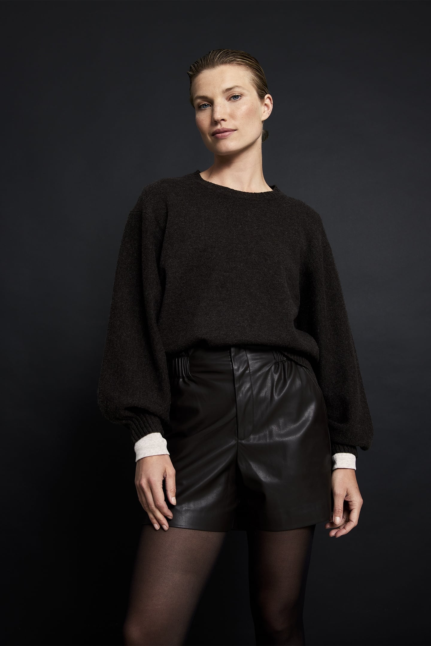 ALOIS SHORTS BLACK 2