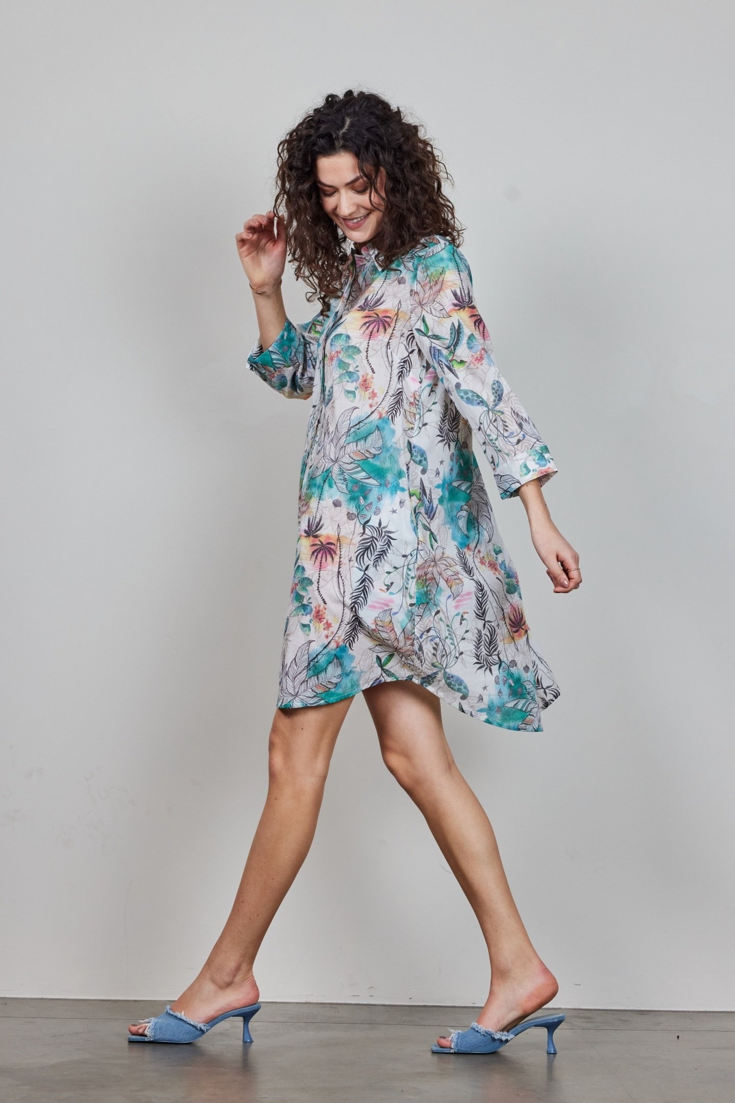 TUNIC FLORA IN OFFWHITE WITH PALM FESTIVAL PRINT 7
