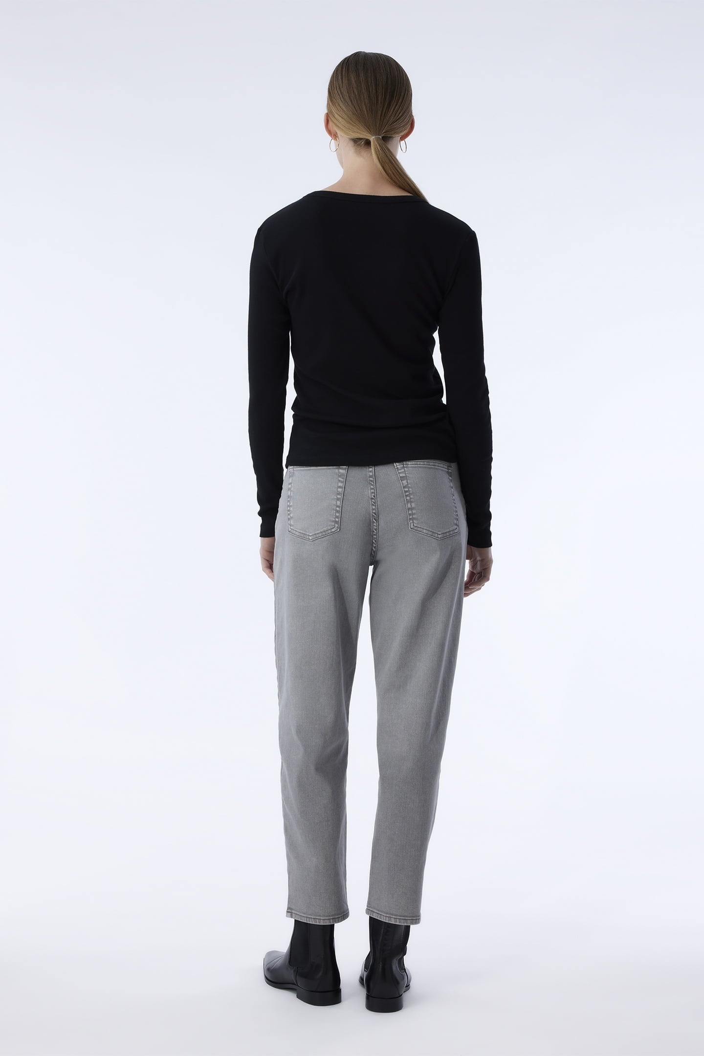 KALEY T SHIRT BLACK 2