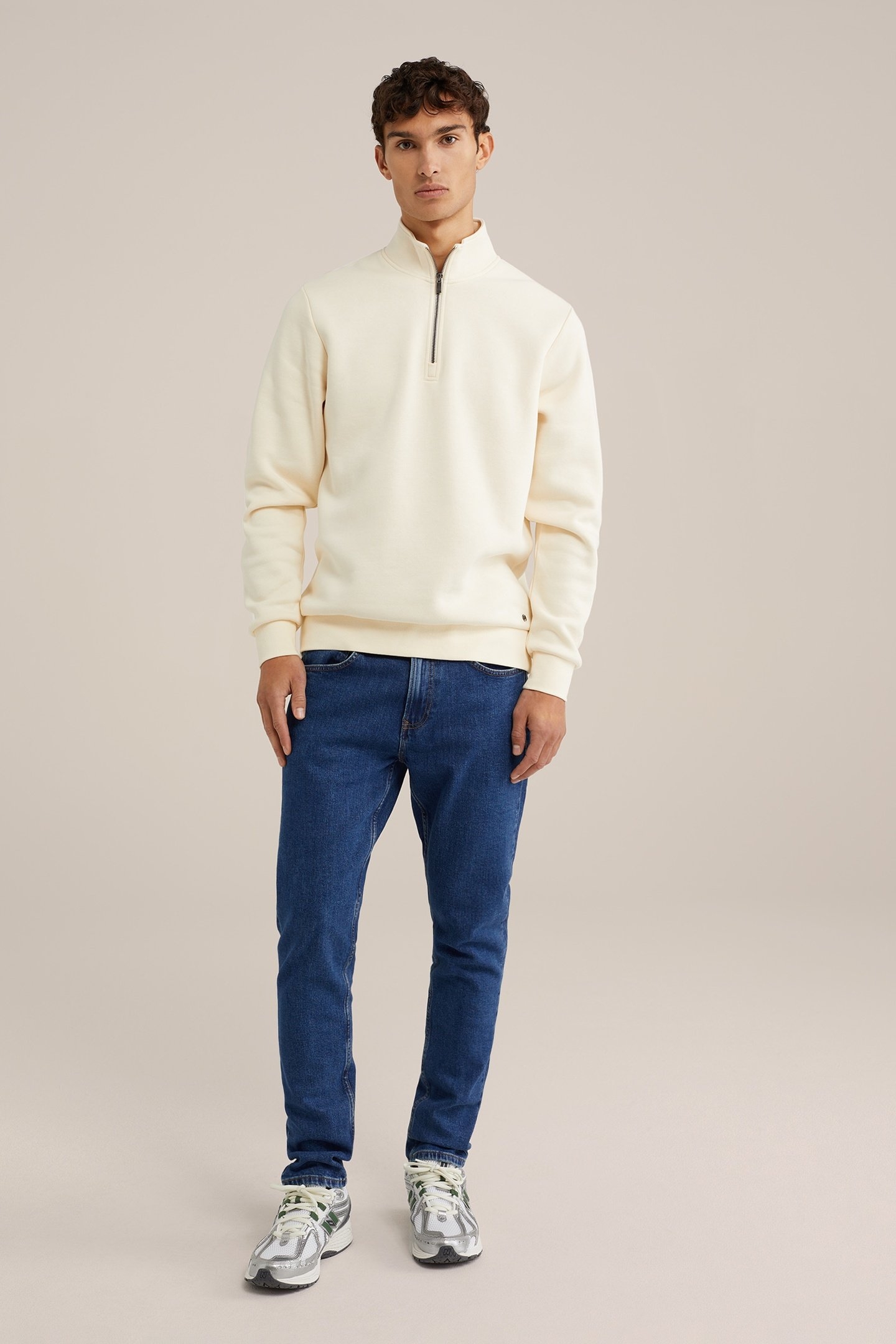 HALFWAY ZIPPER OFF-WHITE 1