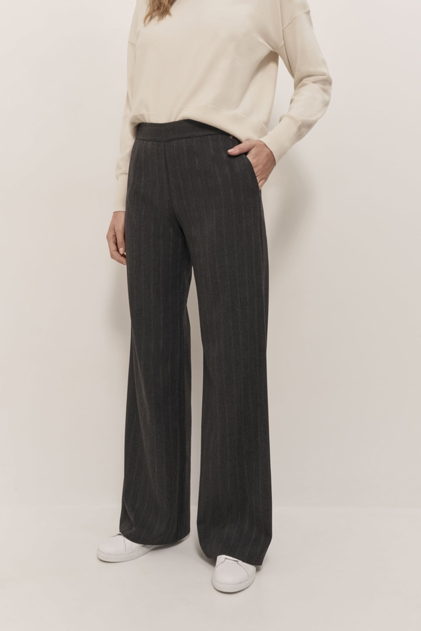 PETRO - ANTHRACITE FLARED TROUSERS WITH STRIPE PATTERN 3