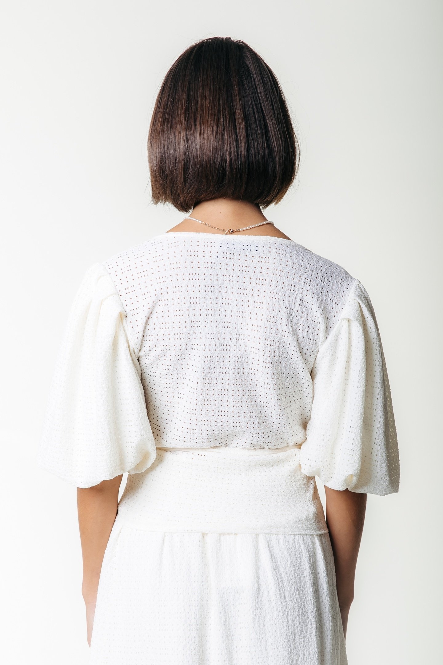 MILEY KNITTED STRUCTURE WRAP TOP OFF WHITE 2