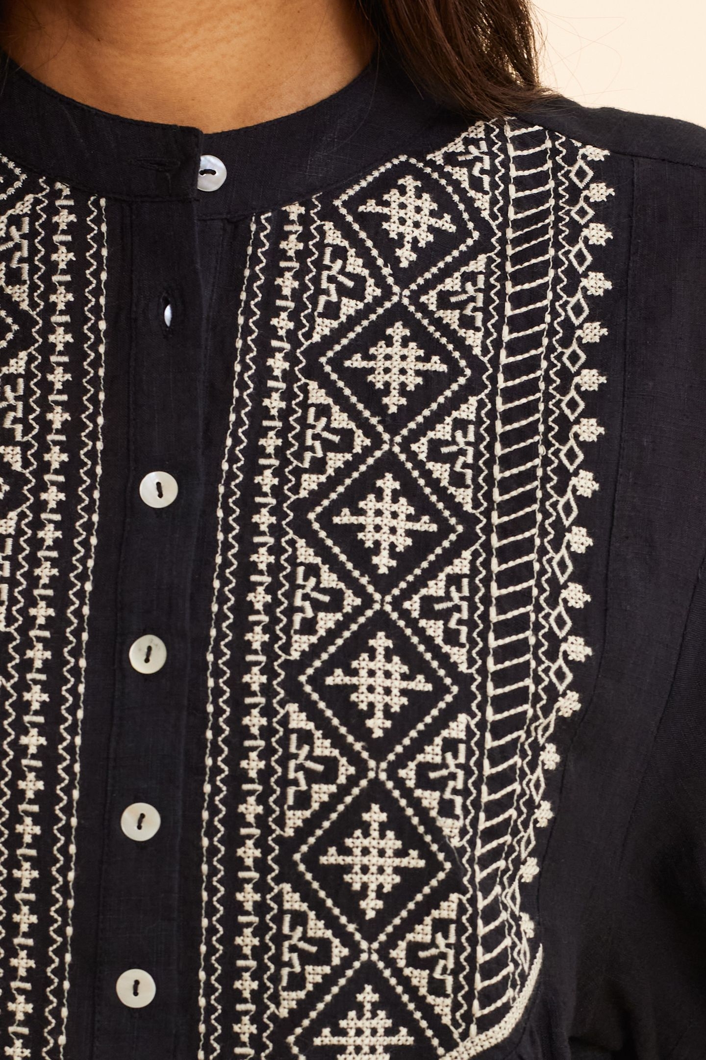 BLACK EMBROIDERED BIB BLOUSE BLACK 5