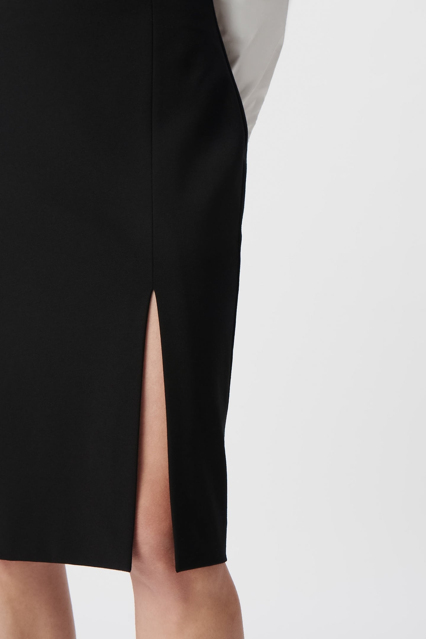 BLACK MILANO KNIT SPLIT PENCIL SKIRT 6