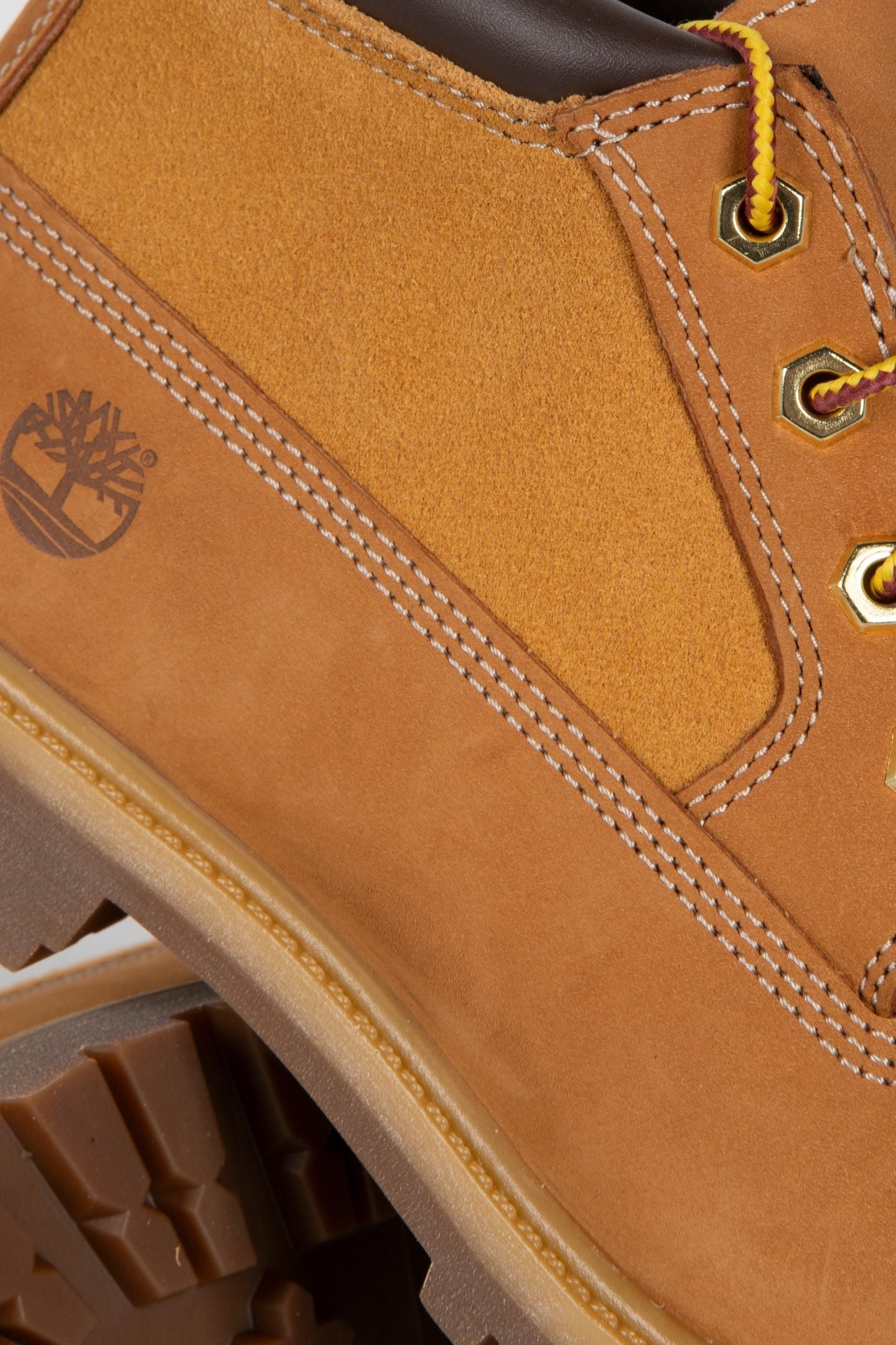 AUTHENTIC MID LACE UP CHUKKA BOOT WHEAT 5