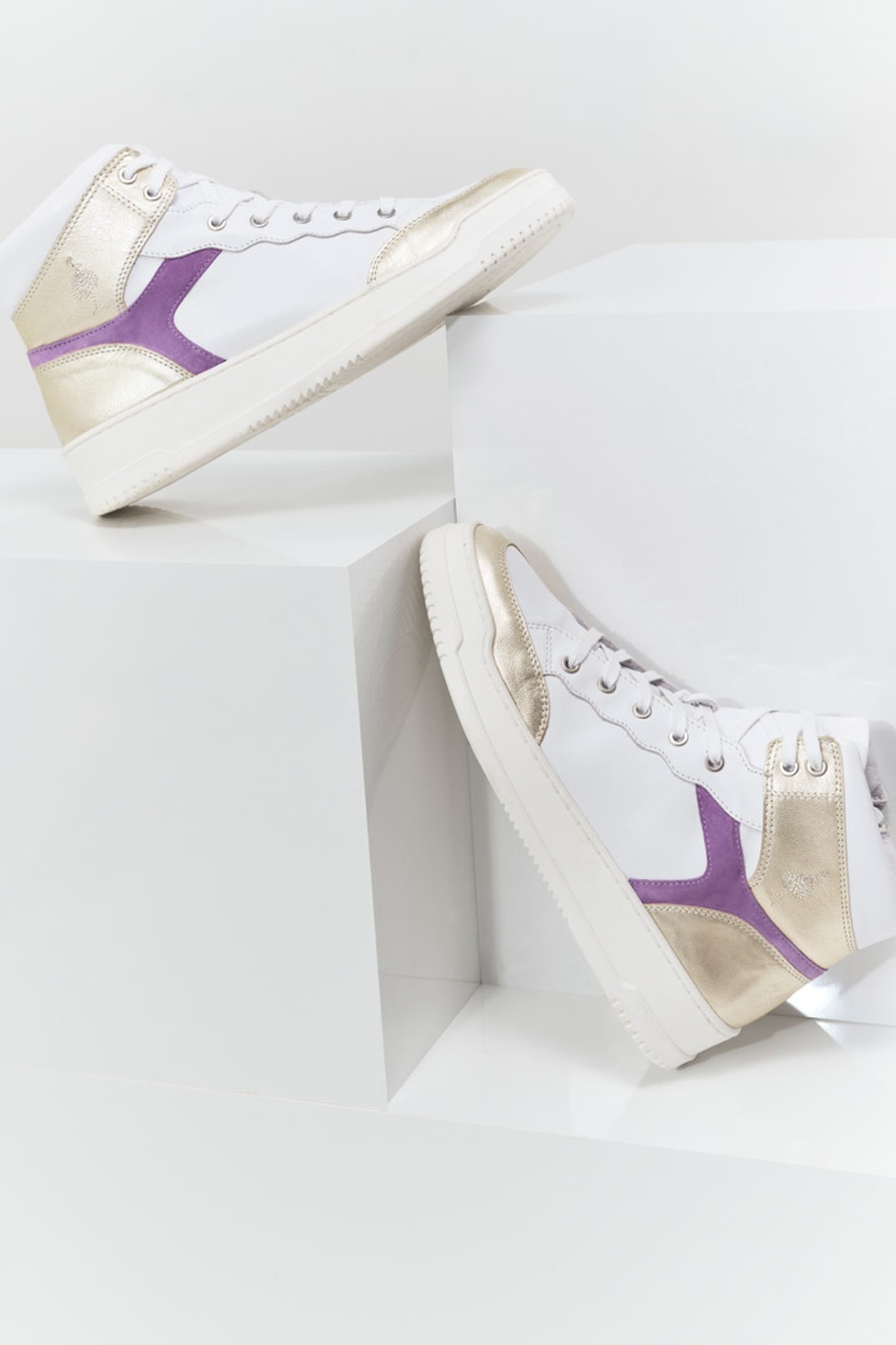 O.QUEEN - WHITE, PURPLE, GOLD LEATHER SNEAKERS 2