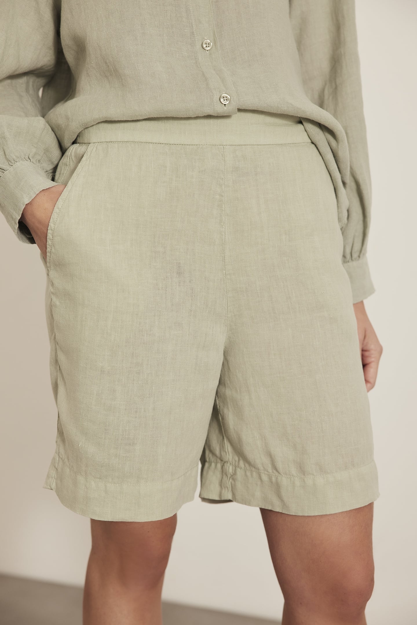 KARMEN SHORTS GREEN TEA 4