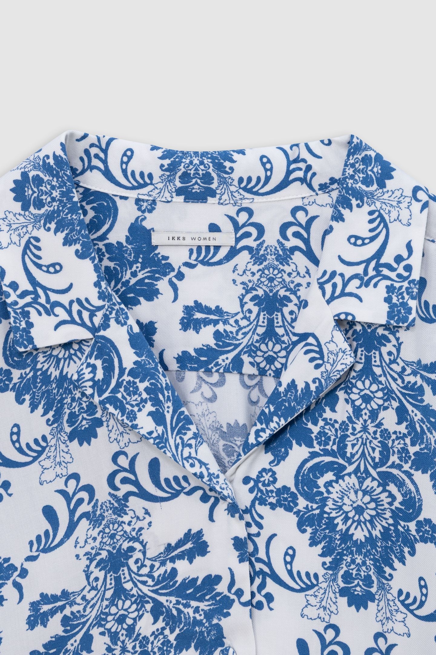 LENZING™ ECOVERO™ SHIRT BLUE EARTHENWARE PRINT 2