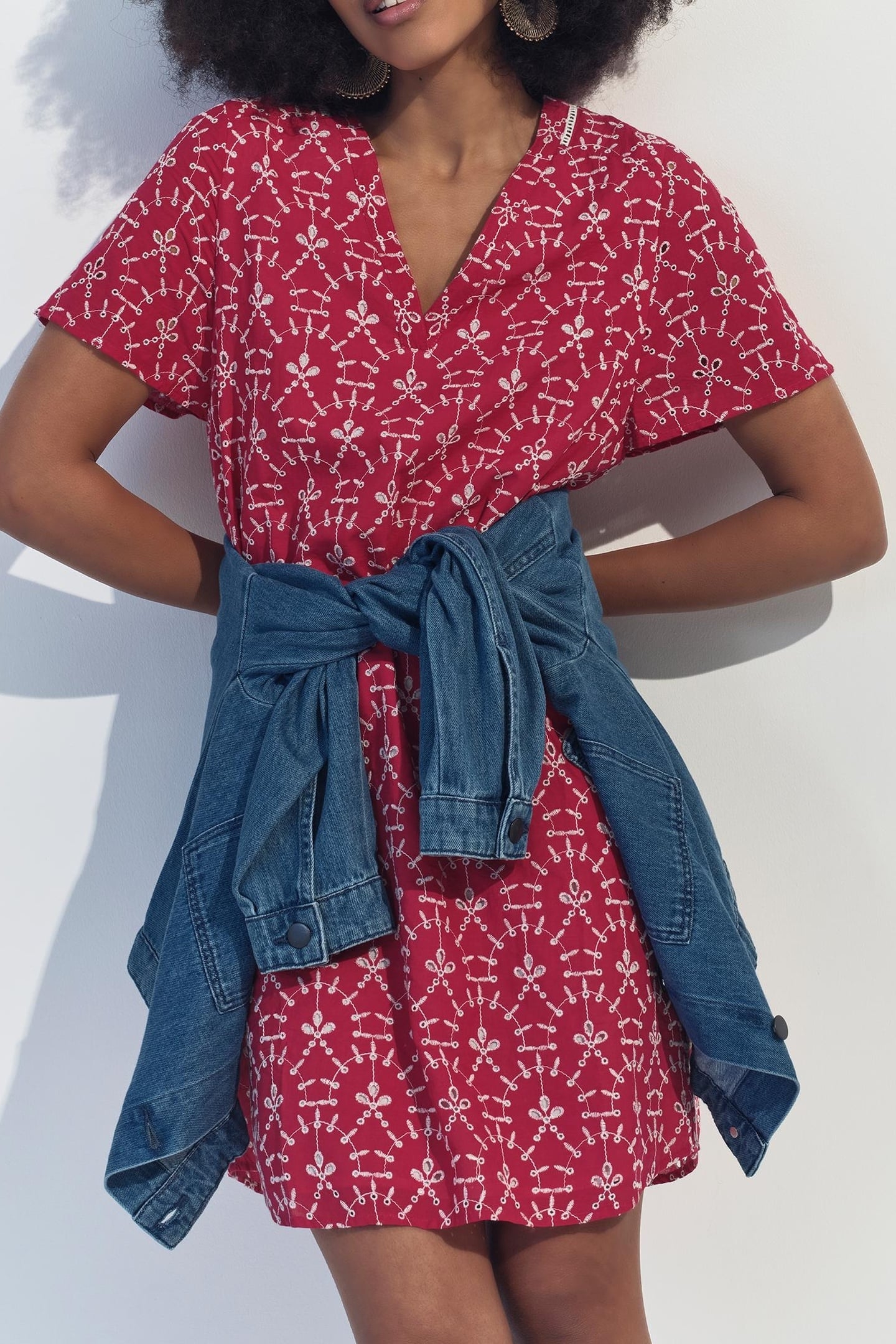 REKO - PINK DRESS WITH ALL-OVER EMBROIDERY 1