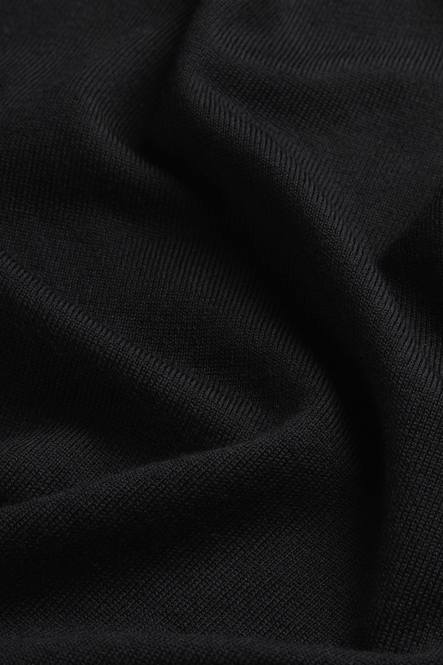 V-NECK 100% MERINO BASALT BLACK 4
