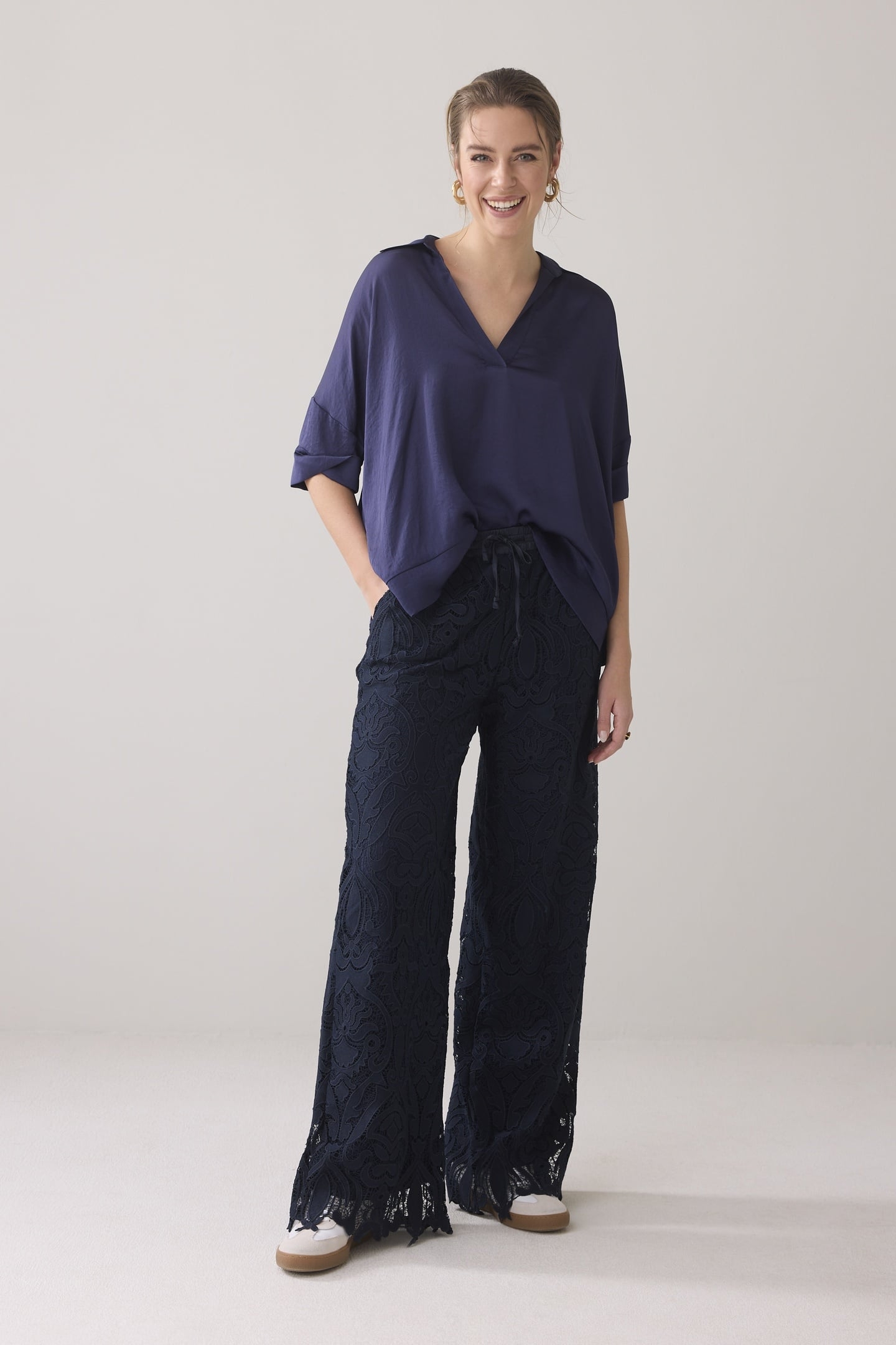 LONG PANTS LACE NAVY NOIR 1