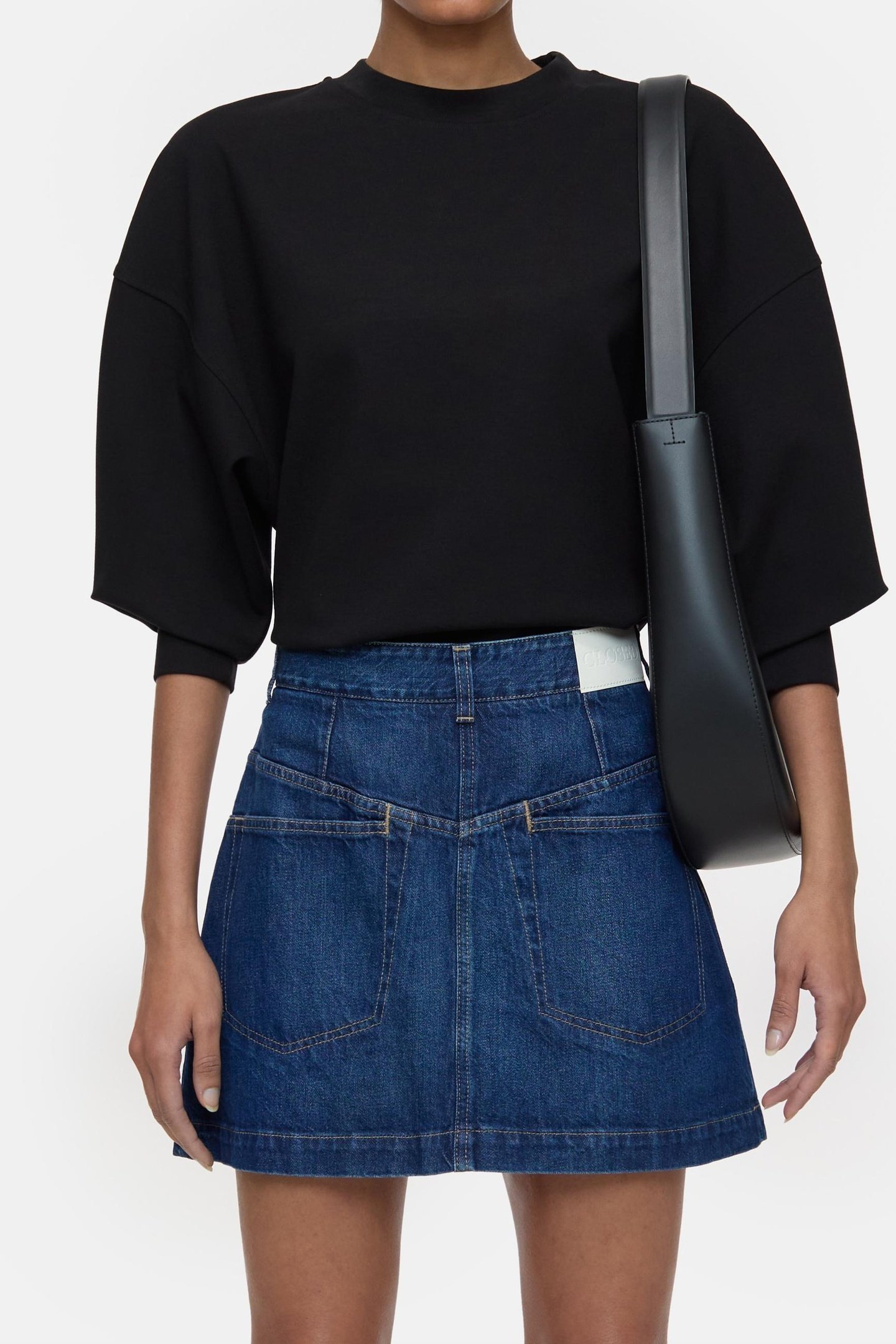 CREW NECK LONGSLEEVE T-SHIRTS BLACK 1