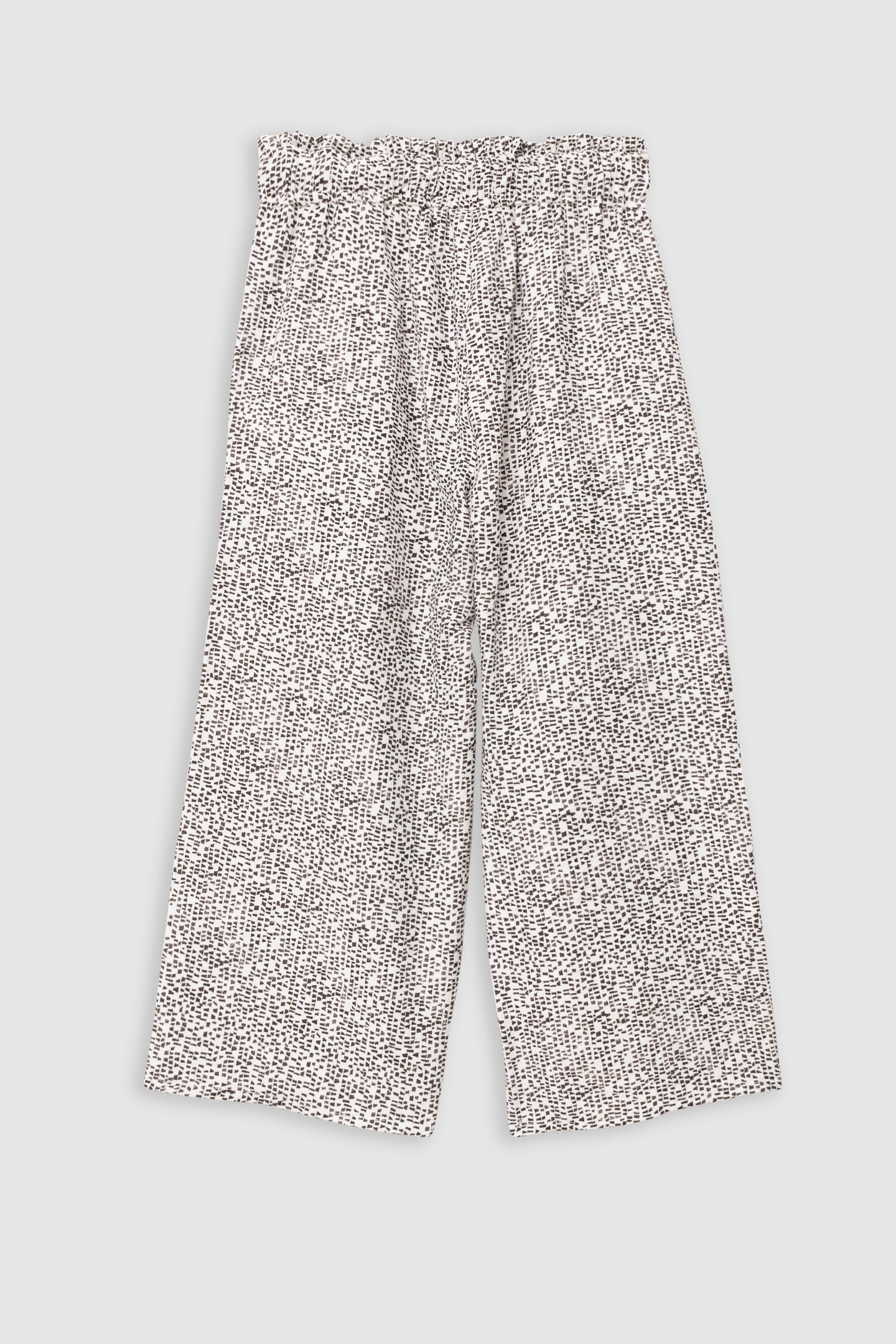 BLACK GRAPHIC PANTS 2