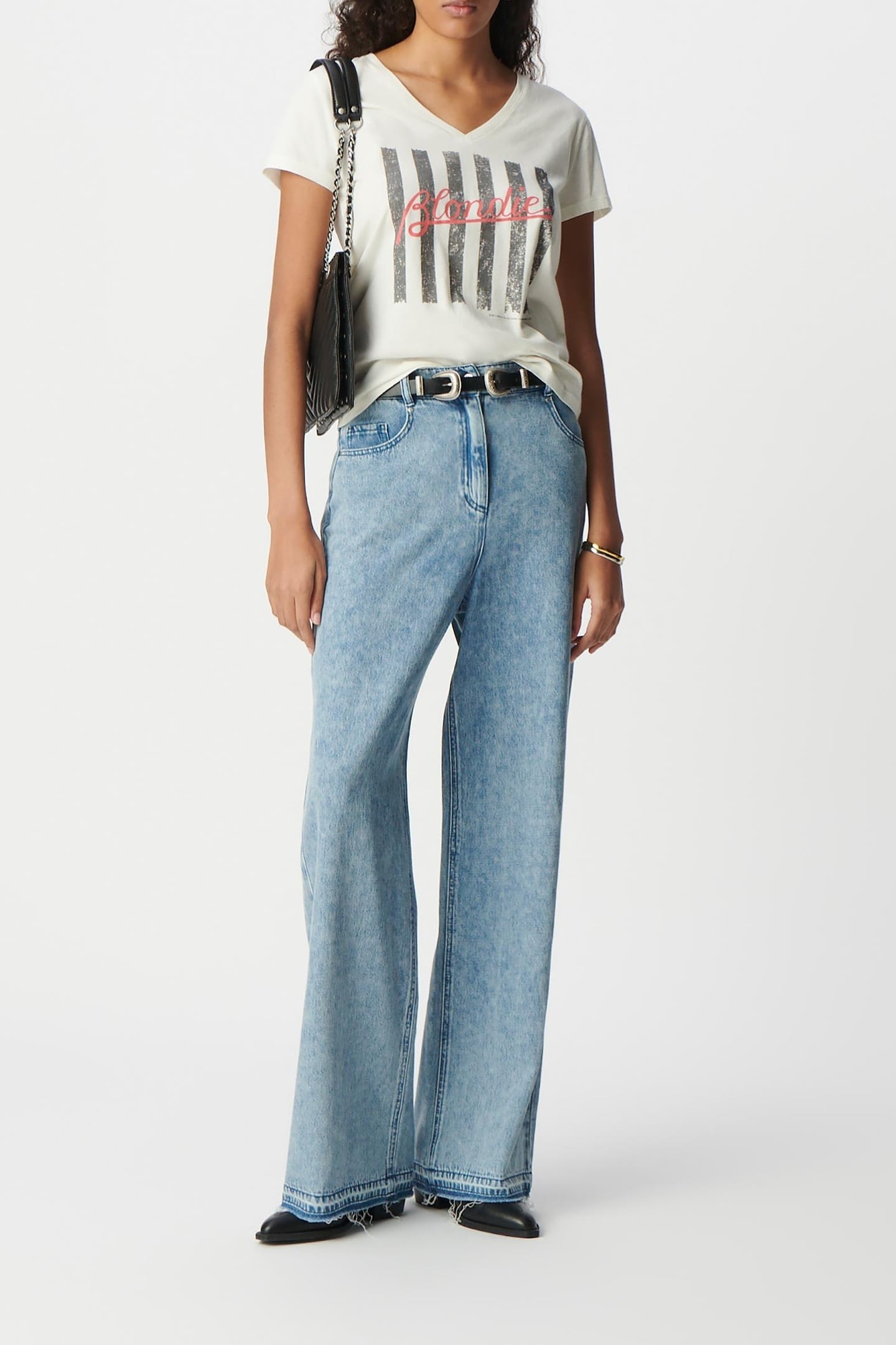 WHITE TEE-SHIRT WITH BLONDIE MESSAGE AND STRIPES 1