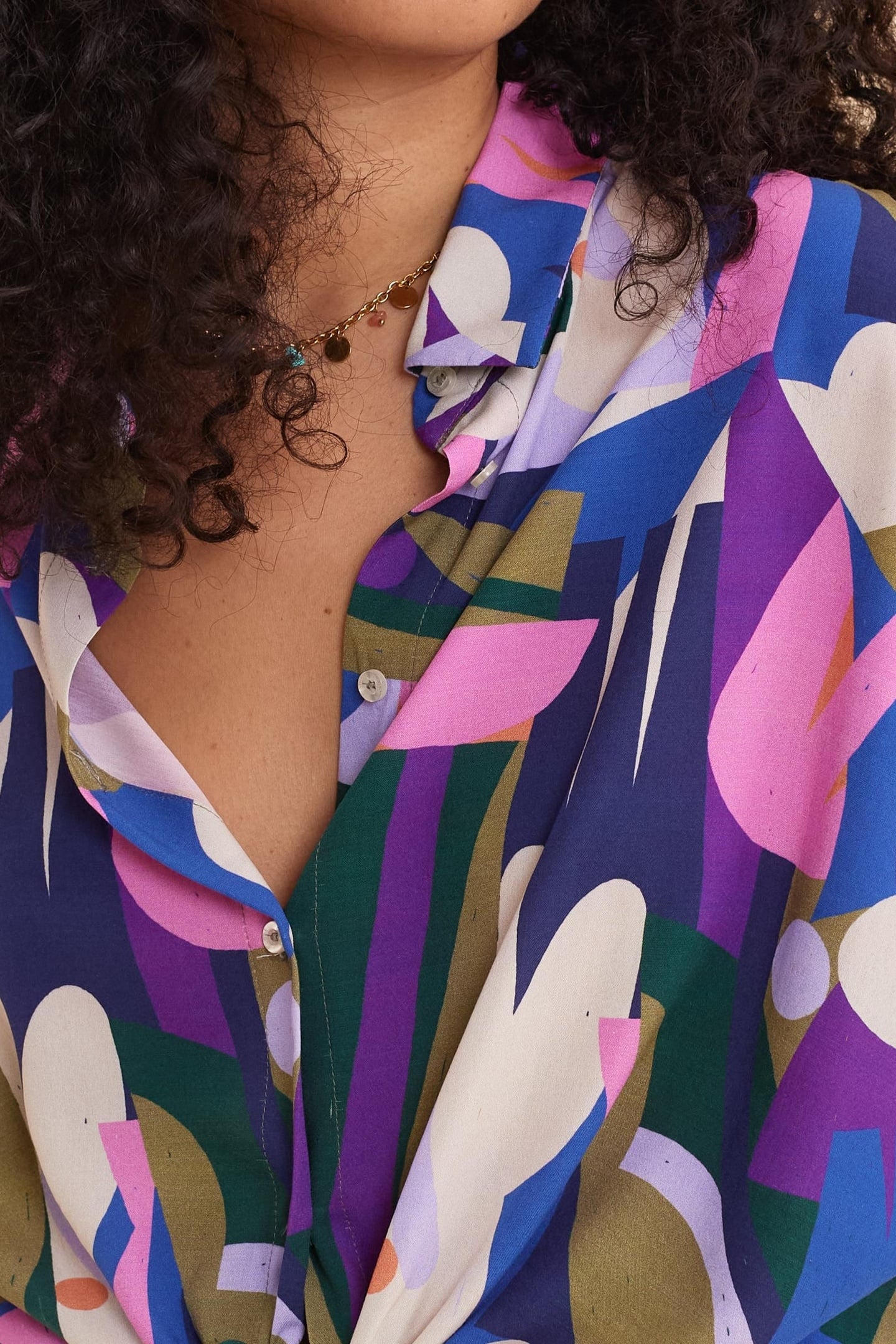 BEIGE SHIRT WITH GRAPHIC FLORAL PRINT MULTICO 6