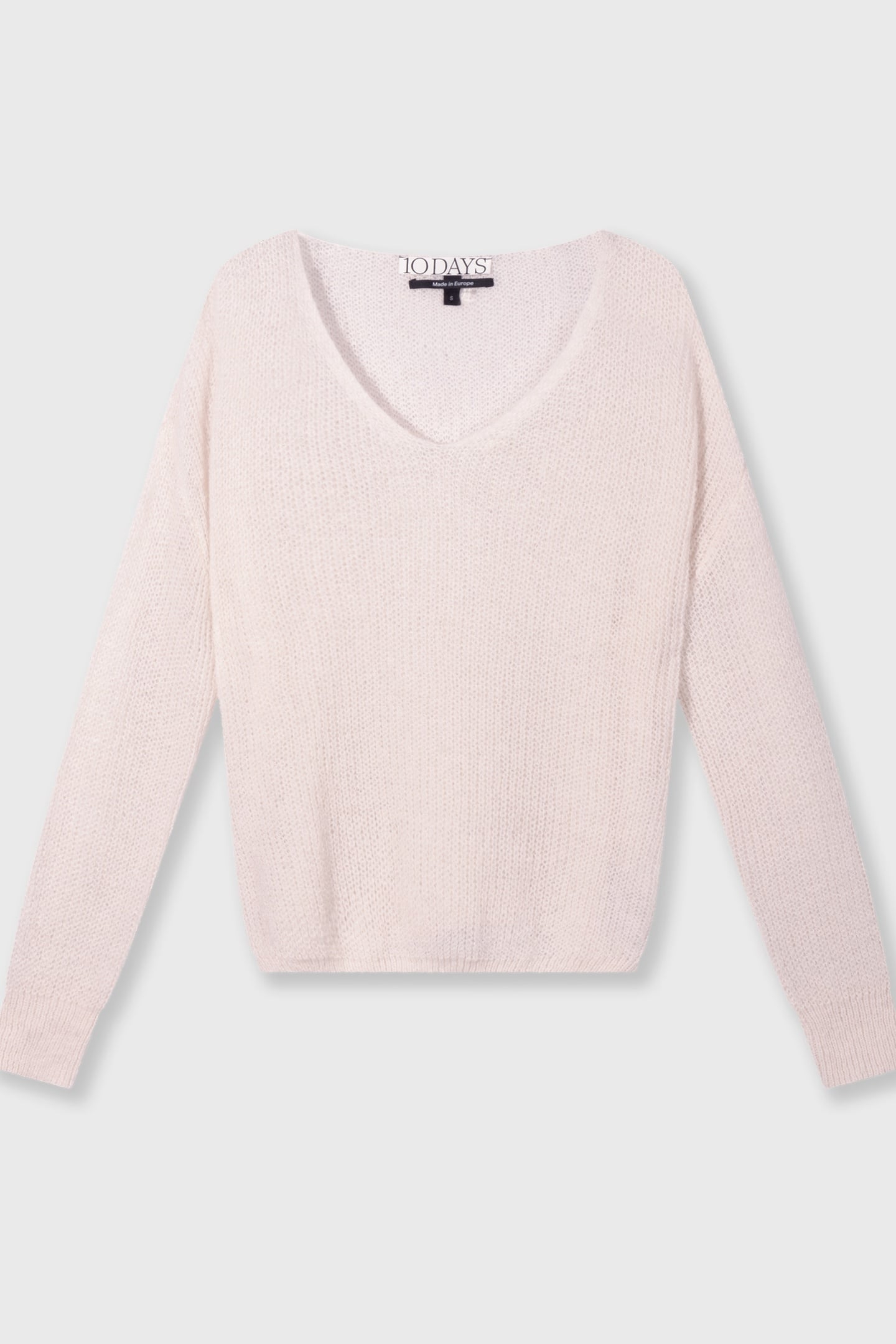 DEEP NECK KNIT SWEATER MARSHMALLOW 1
