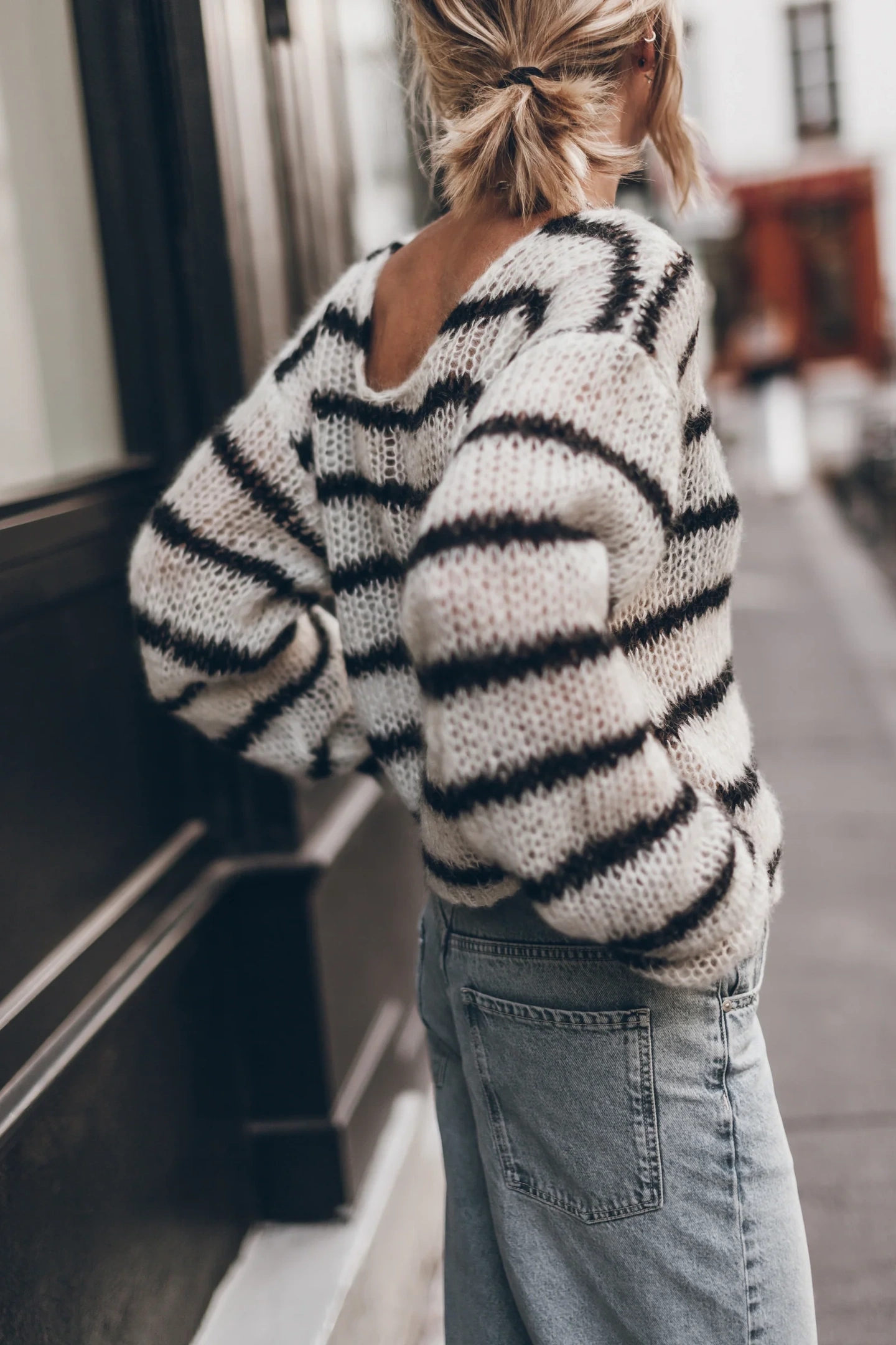 THE STRIPED MOHAIR KNITTED SWEATER 3