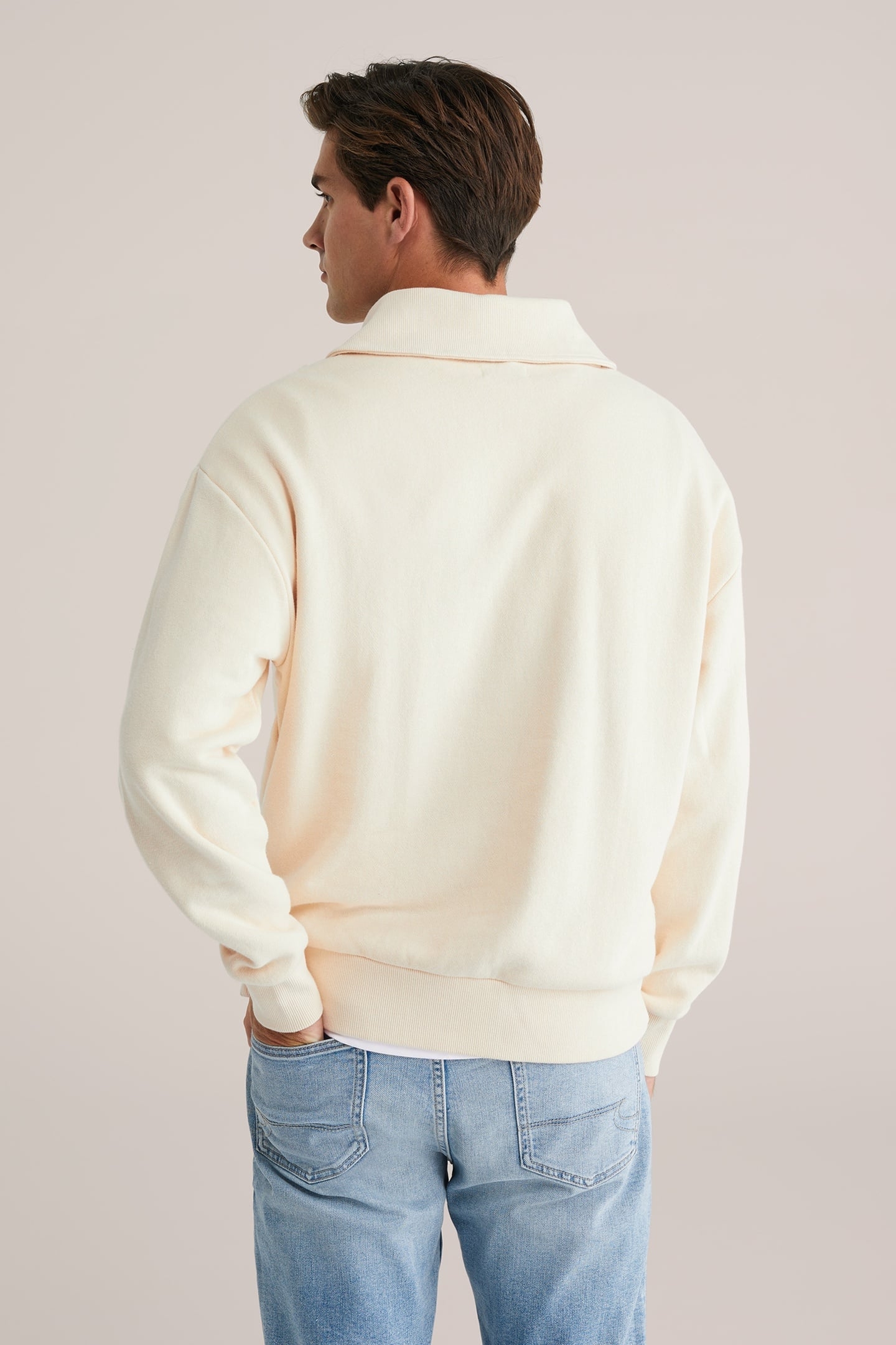 HALFWAY ZIPPER ECRU 2