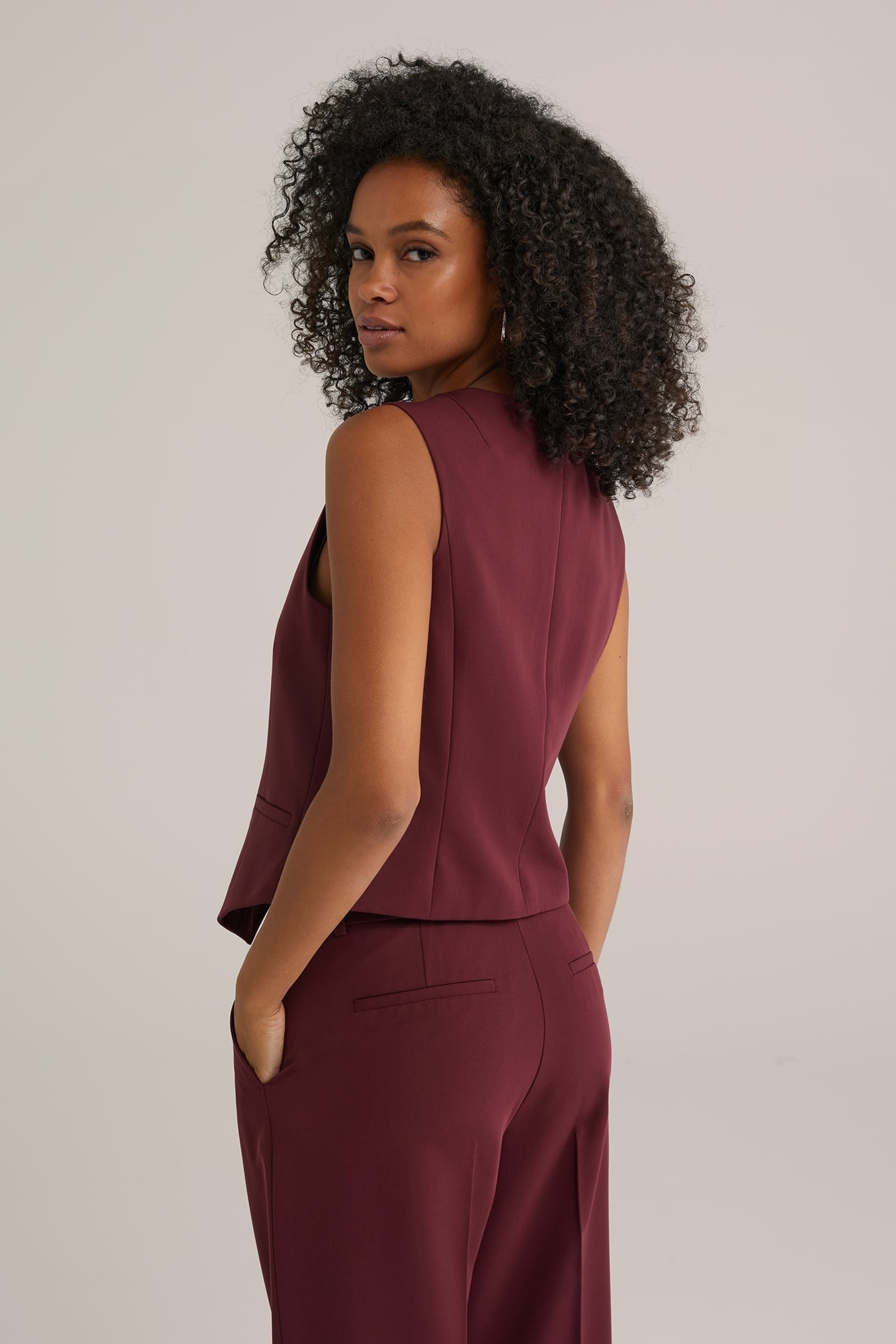 WAISTCOAT BURGUNDY RED 2