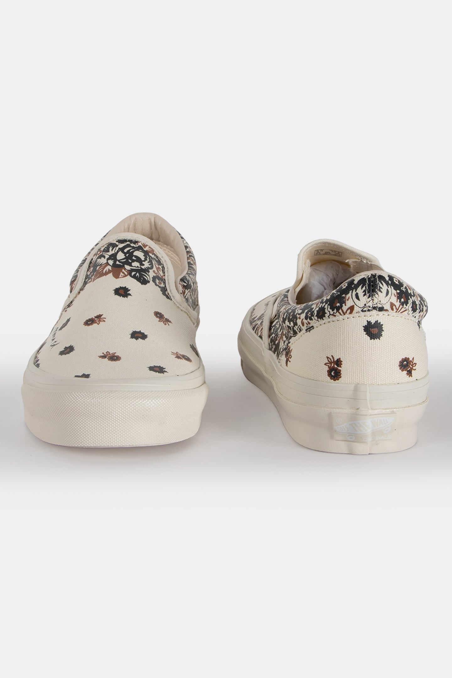 UNISEX OG CLASSIC SLIP-ON NOMA T.D. X END WHITE 3