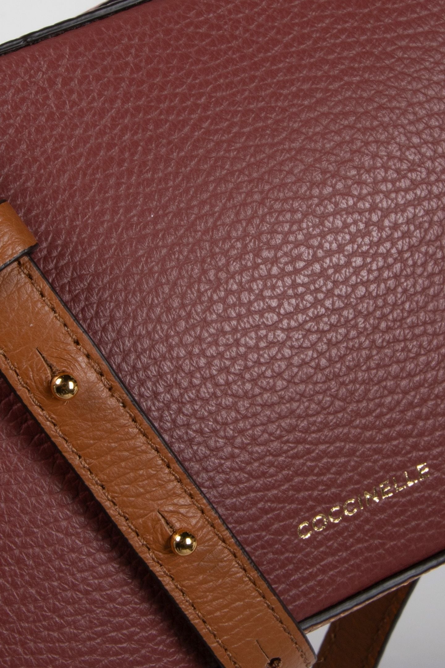 LEATHER CAMERA CROSS BODY BAG IN BROWN 5