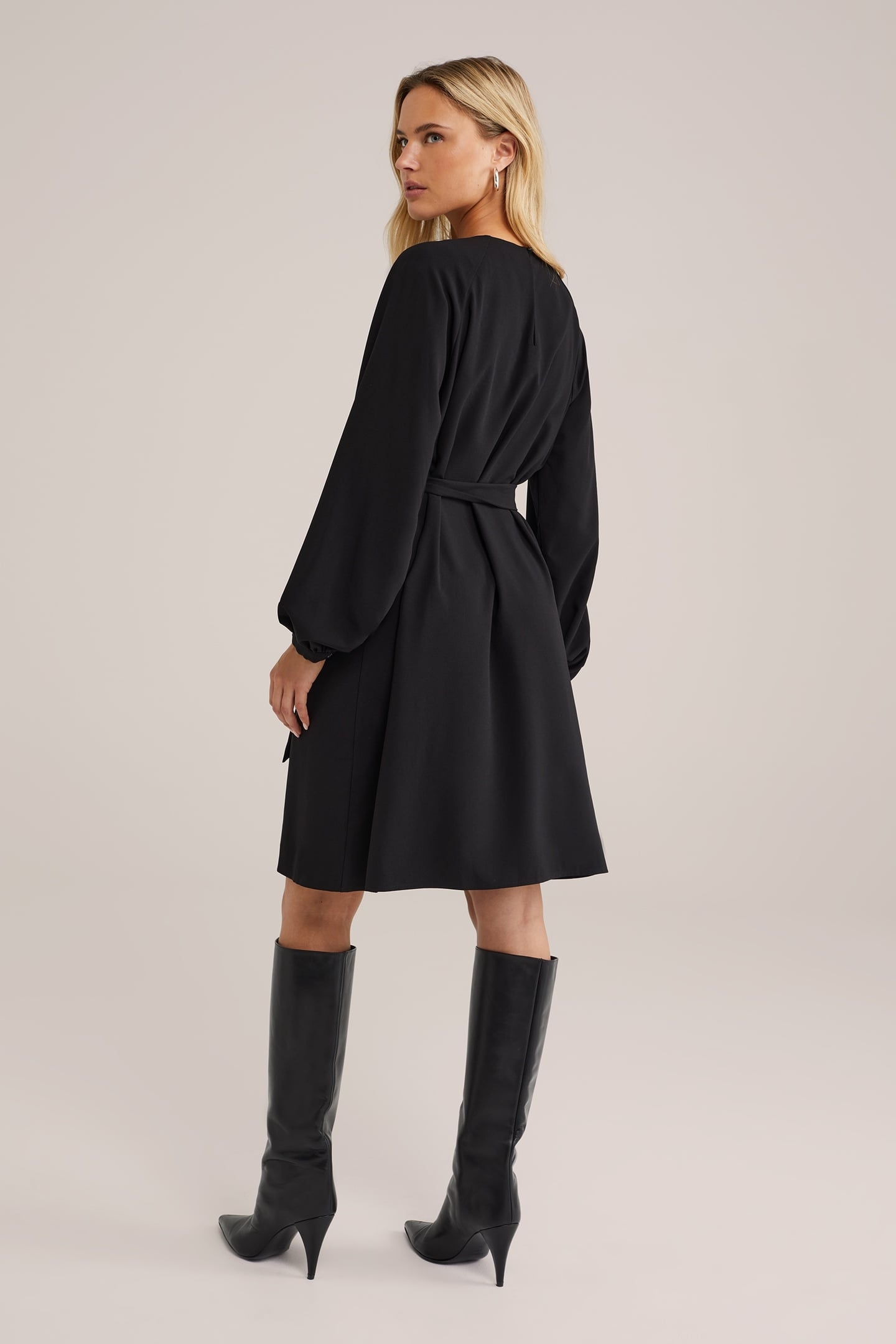 DRESS MID LENGTH BLACK 3
