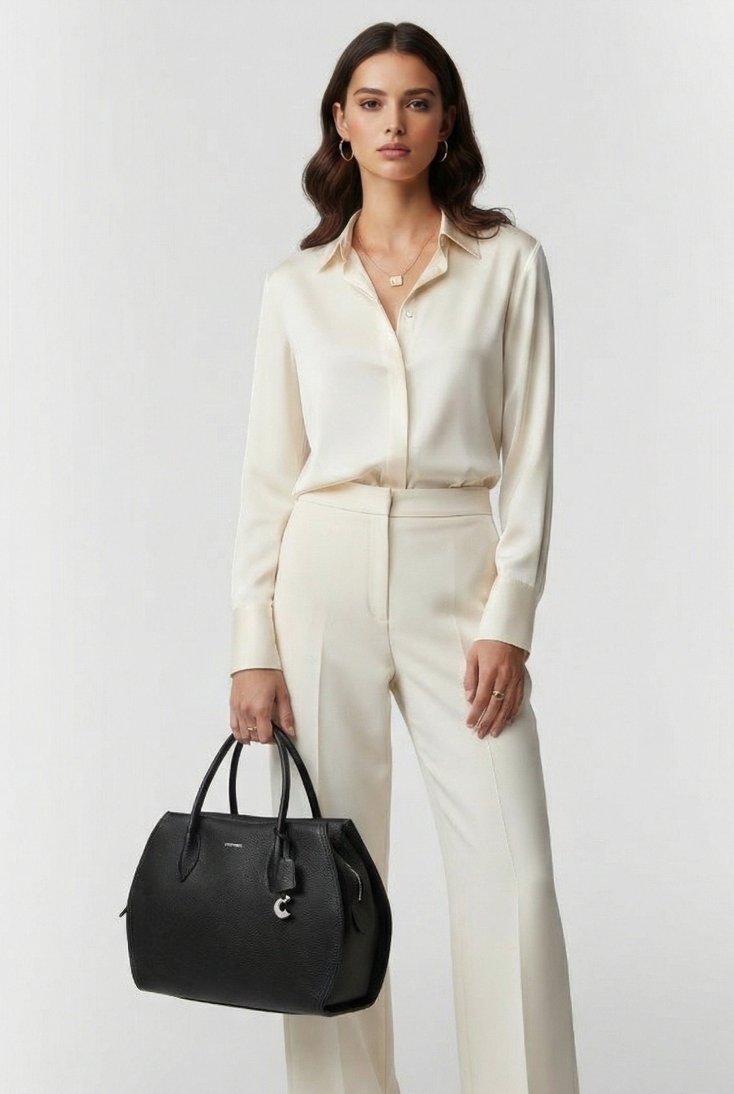 LEATHER MEDIUM SATCHEL BAG IN BLACK 1