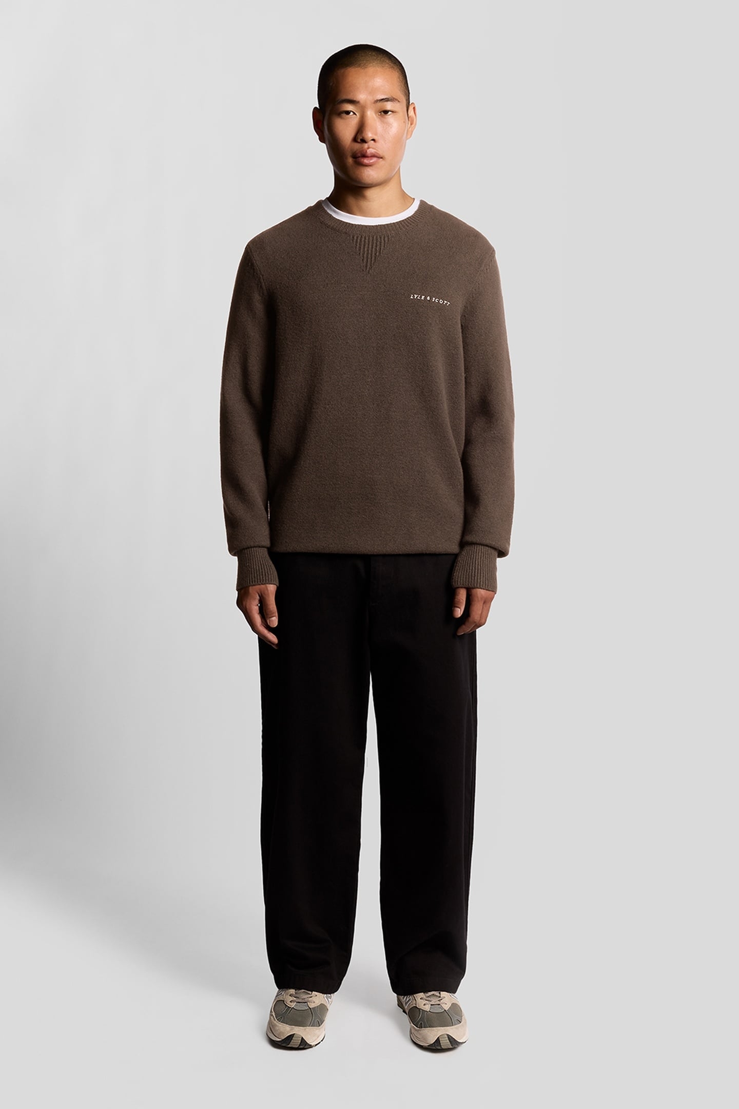 SCRIPT KNITTED CREW NECK DEEP SEPIA 1