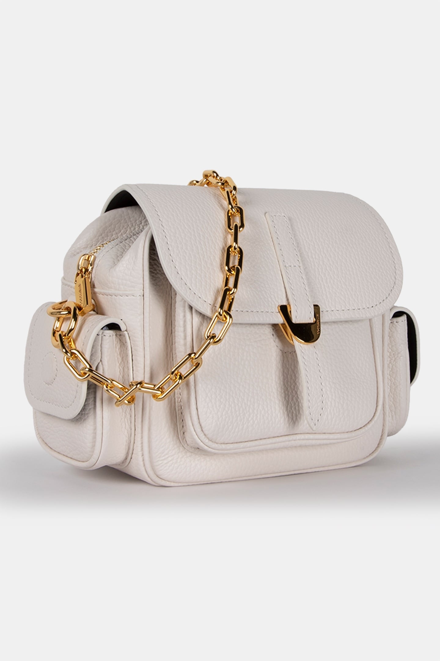 LEATHER CROSS BODY BAG WITH CHAIN STRAP IN WHITE 3