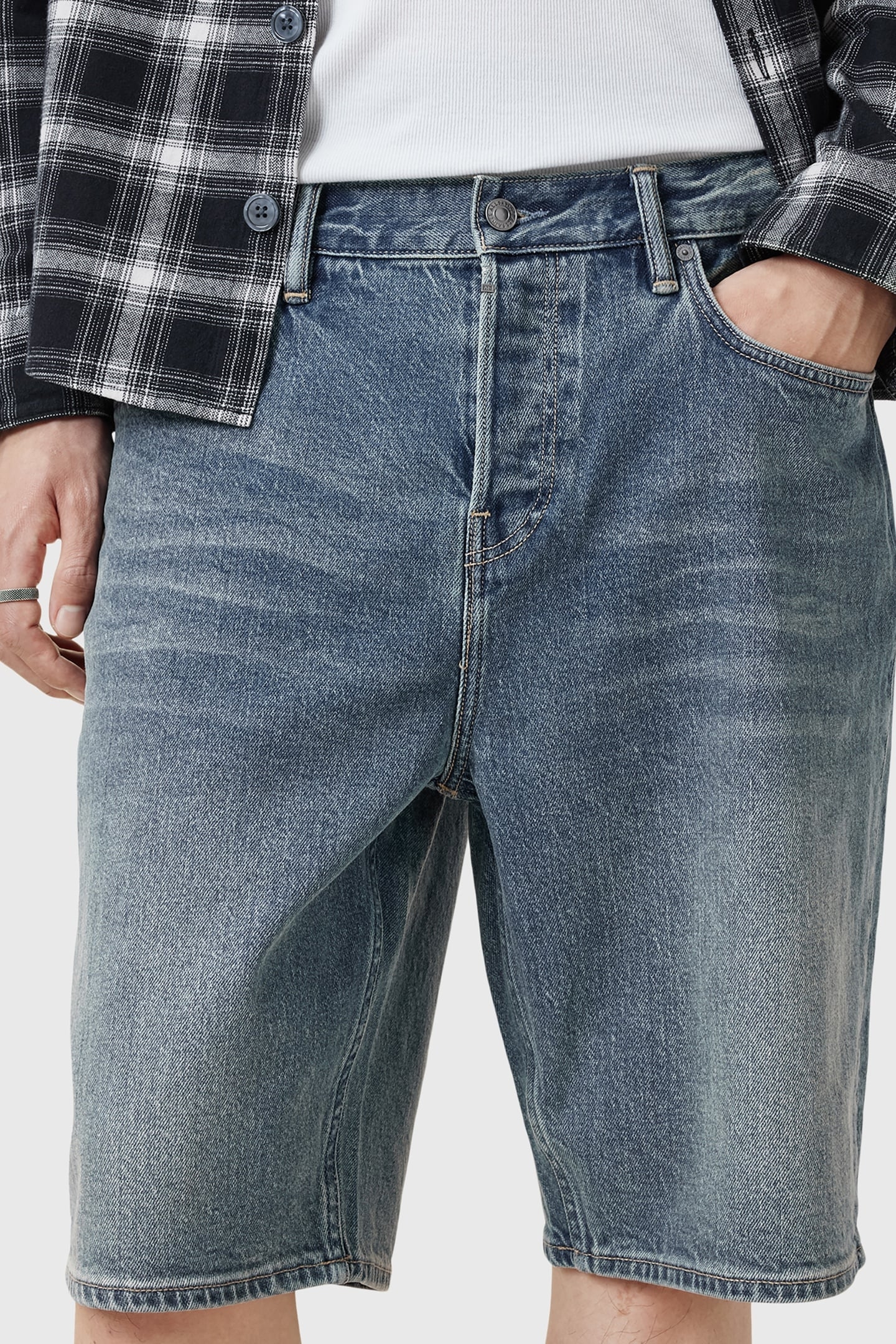 SWITCH SHORT WORN INDIGO BLUE 8