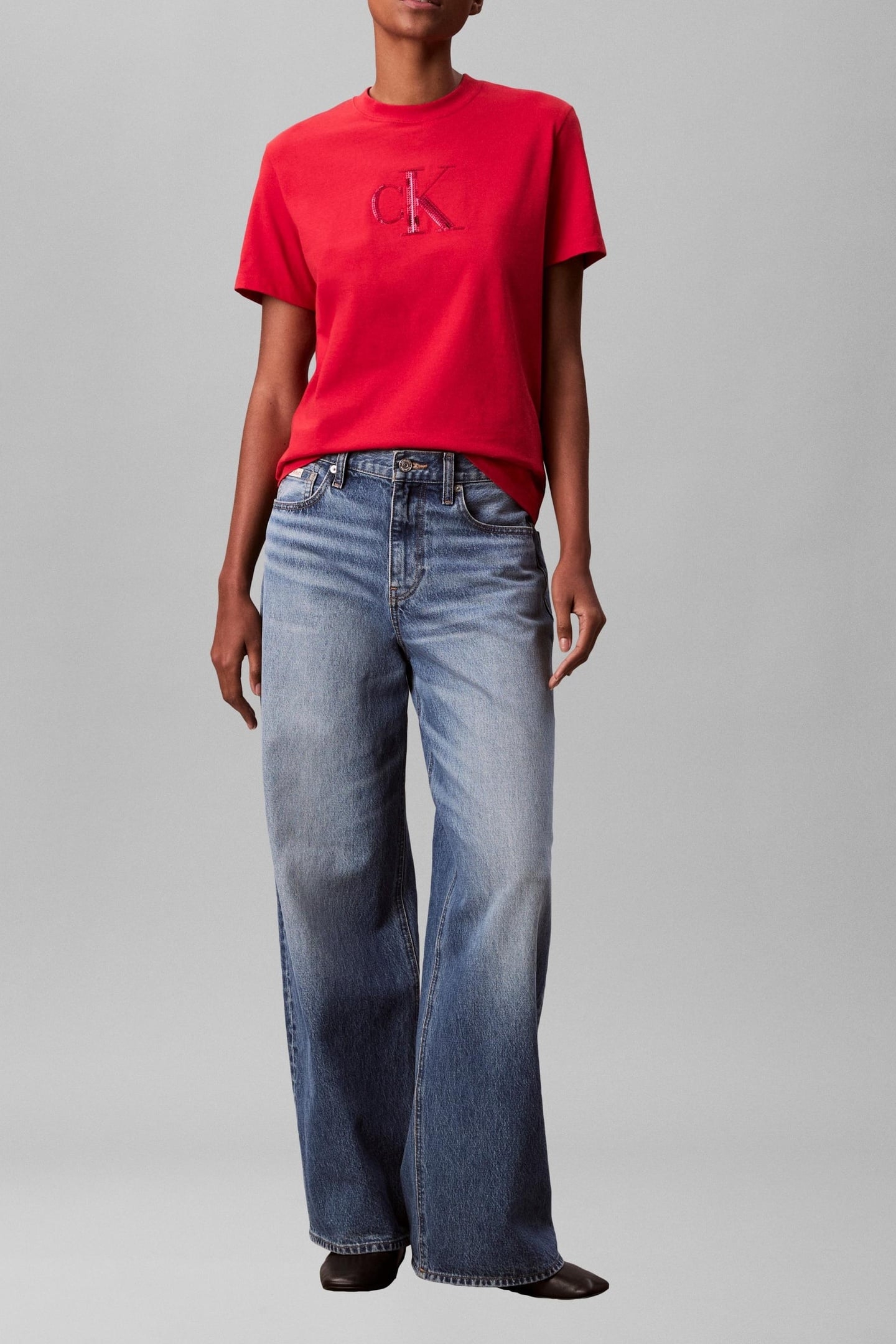 SS SEQUIN GRAPHIC TEE ADRENALINE RUSH 1