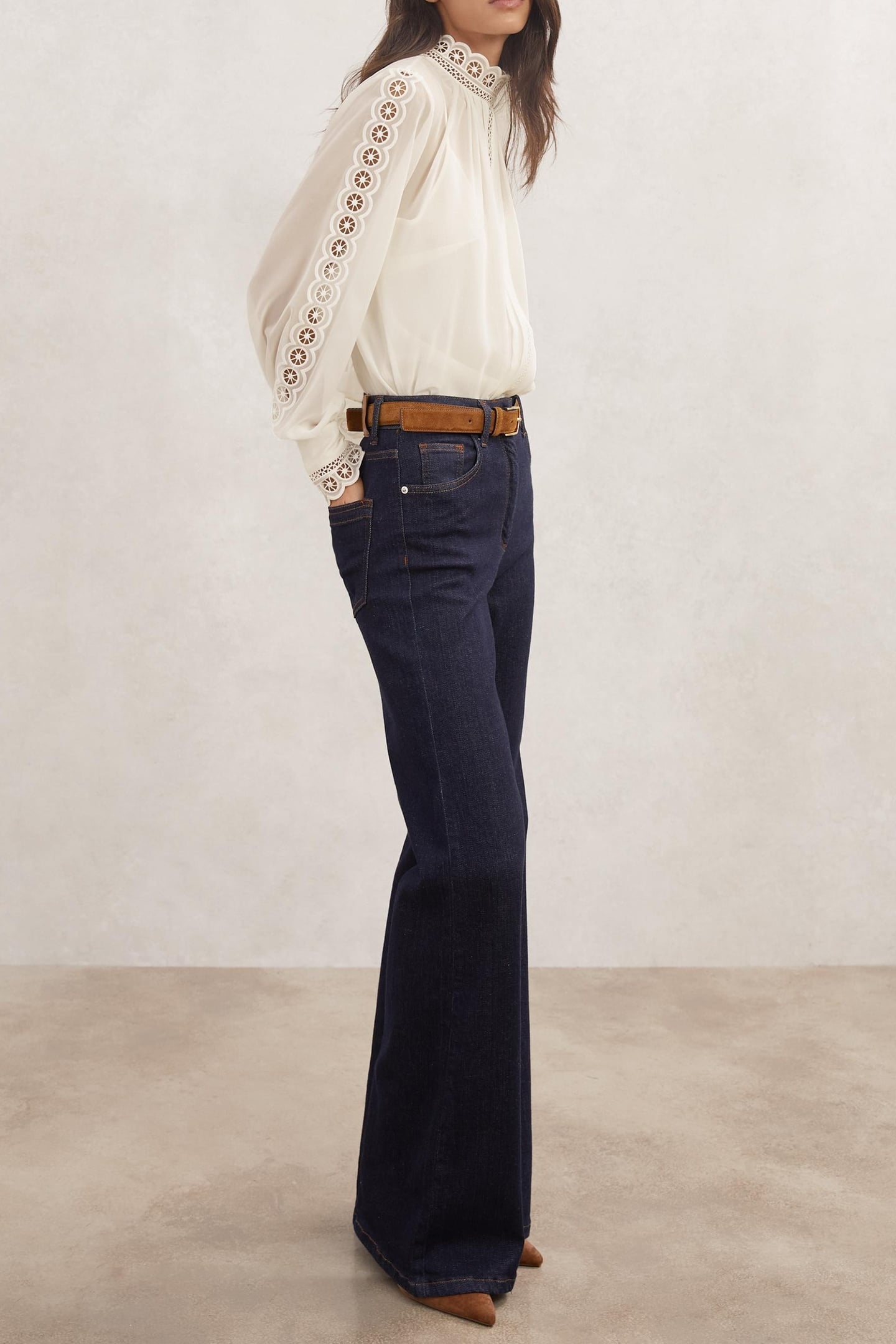 LACE COLLAR BLOUSE CREAM 3