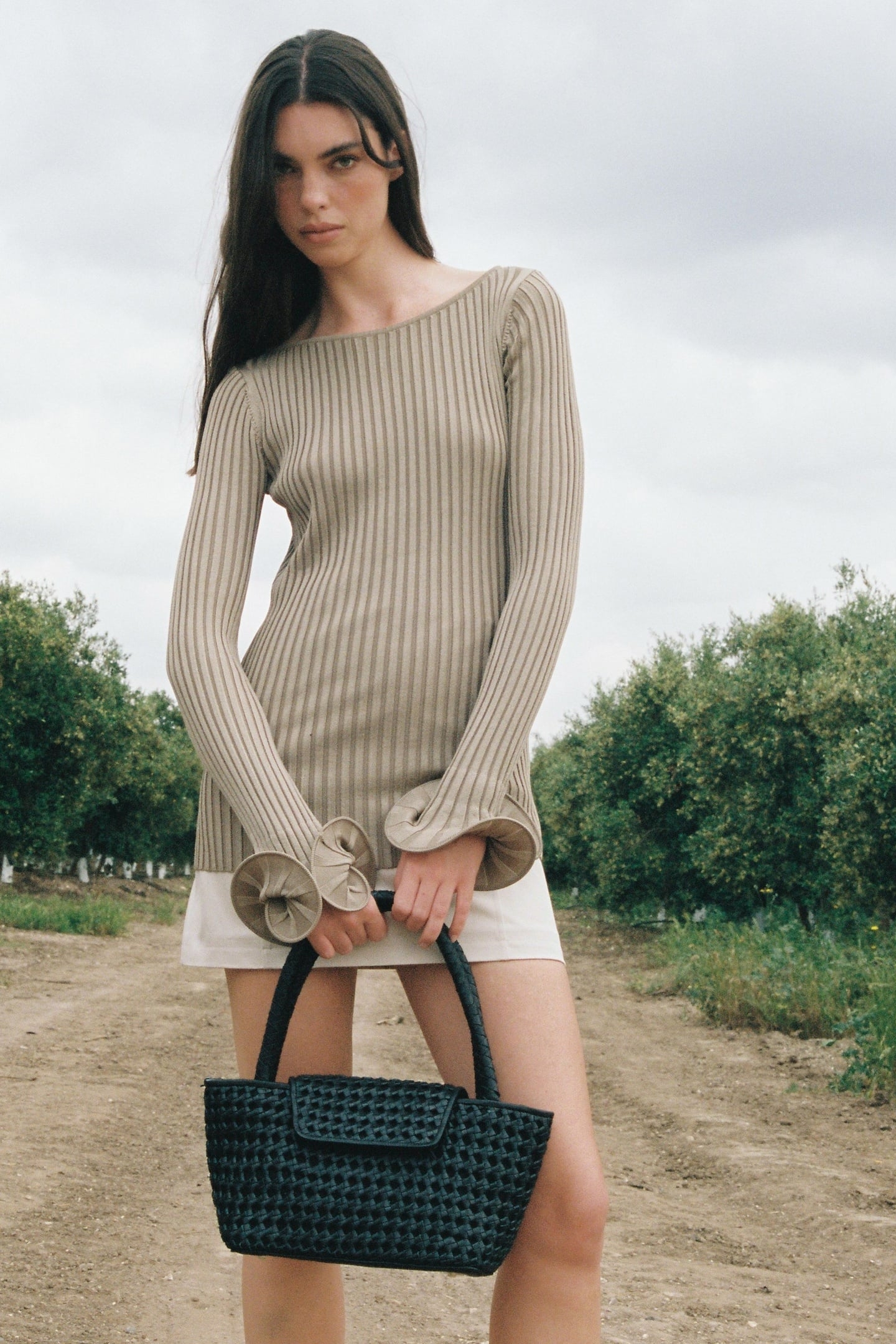 COURRIER TOTE WOVEN LEATHER BLACK 1