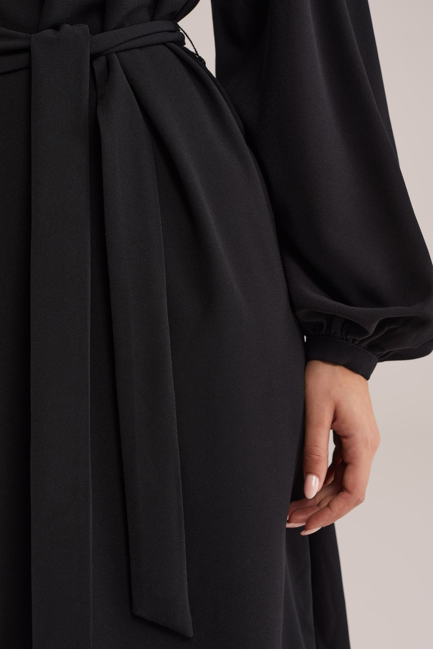 DRESS MID LENGTH BLACK 5