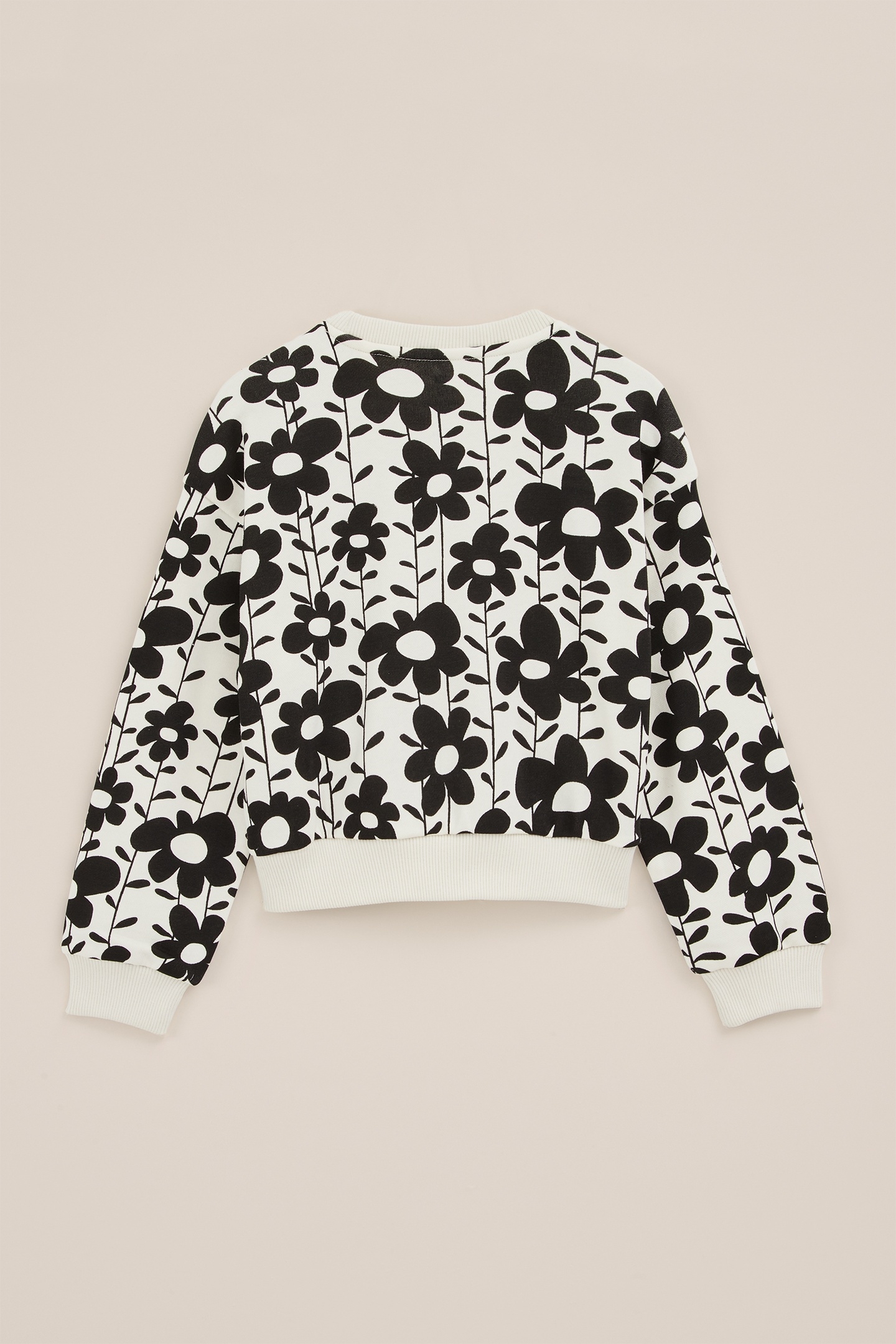 SWEATER BLACK 4