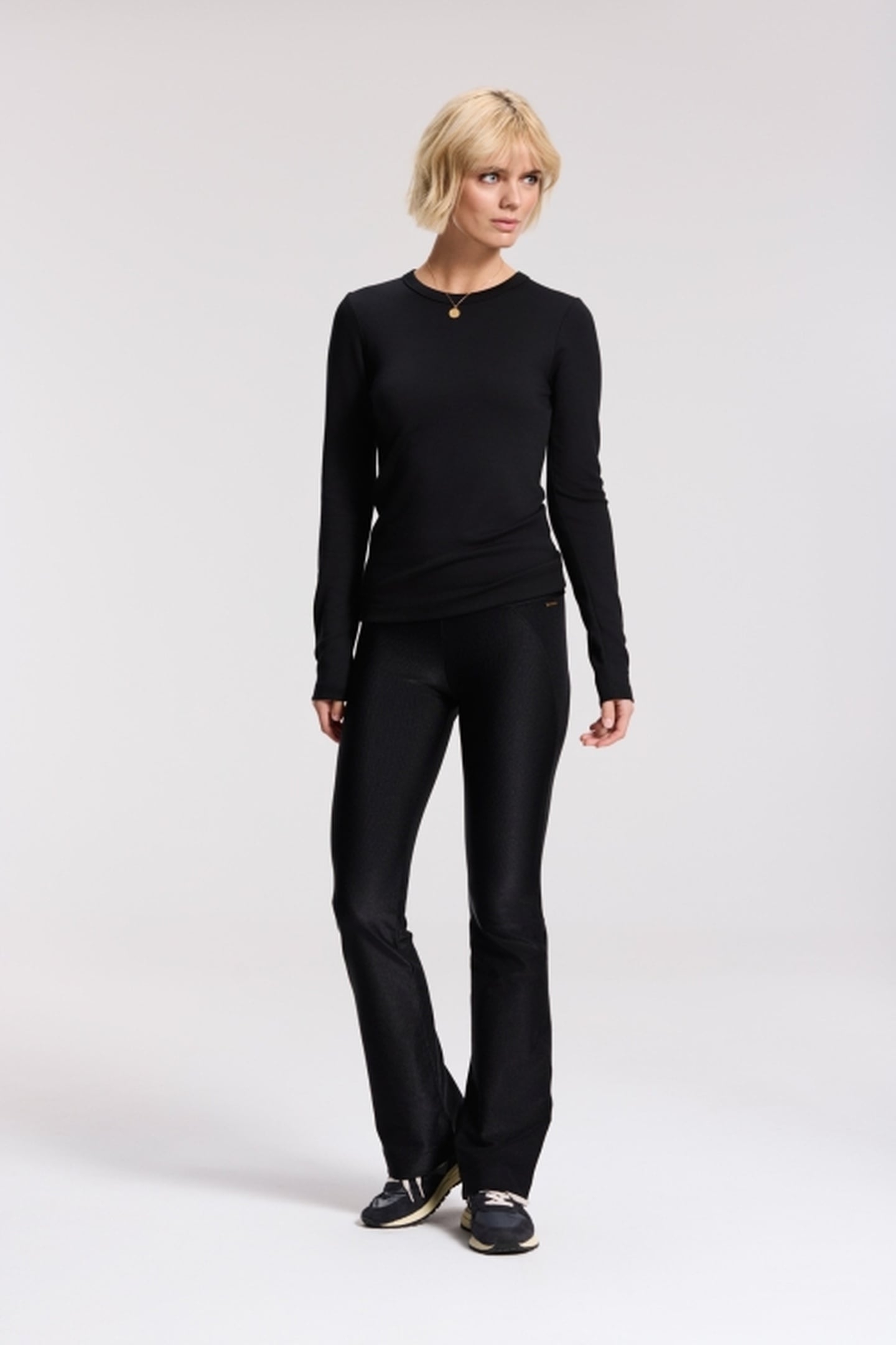 BEAU FLARED LEGGINGS RIB BLACK 2