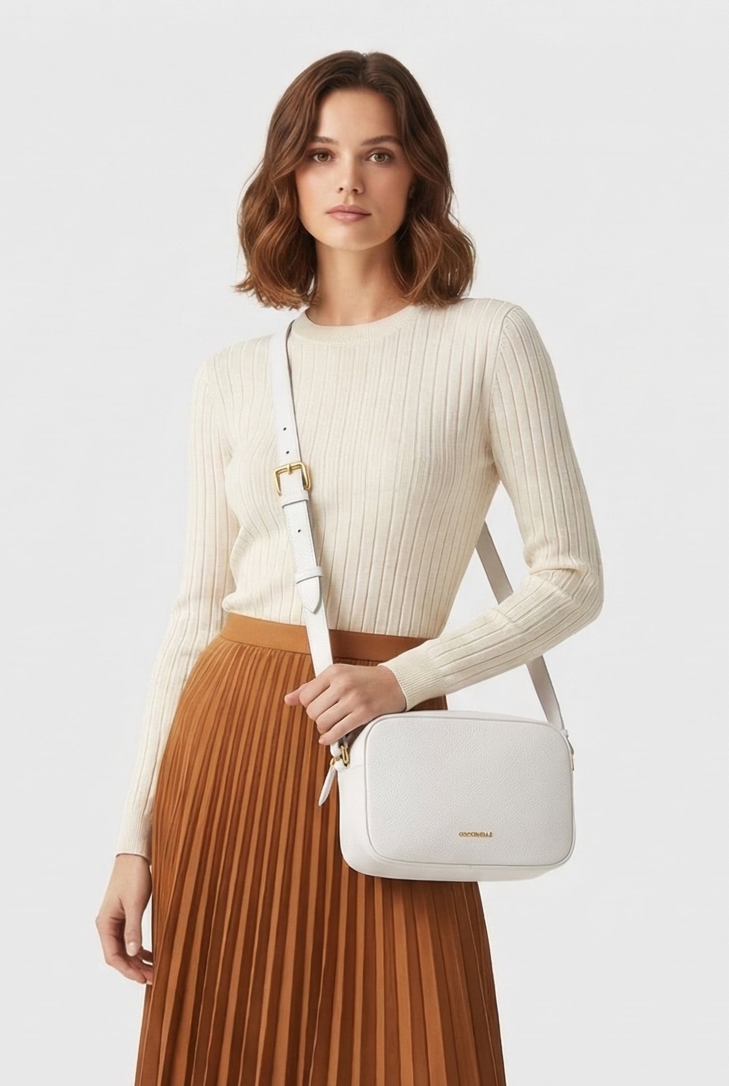 CROSS BODY BAG IN LEATHER 1