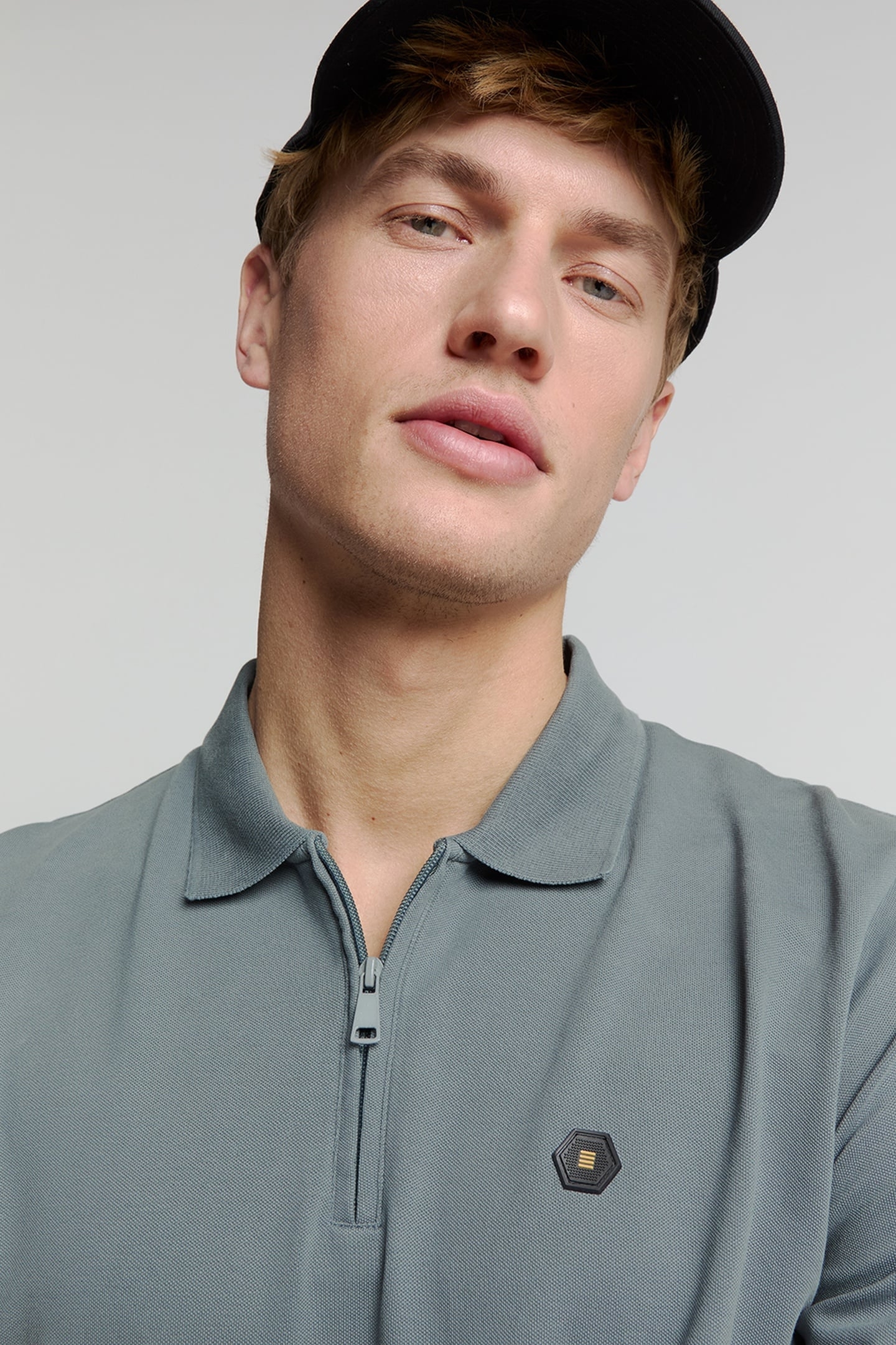 POLO ZIP PIQUE GARMENT DYED WASHED BLUE 4